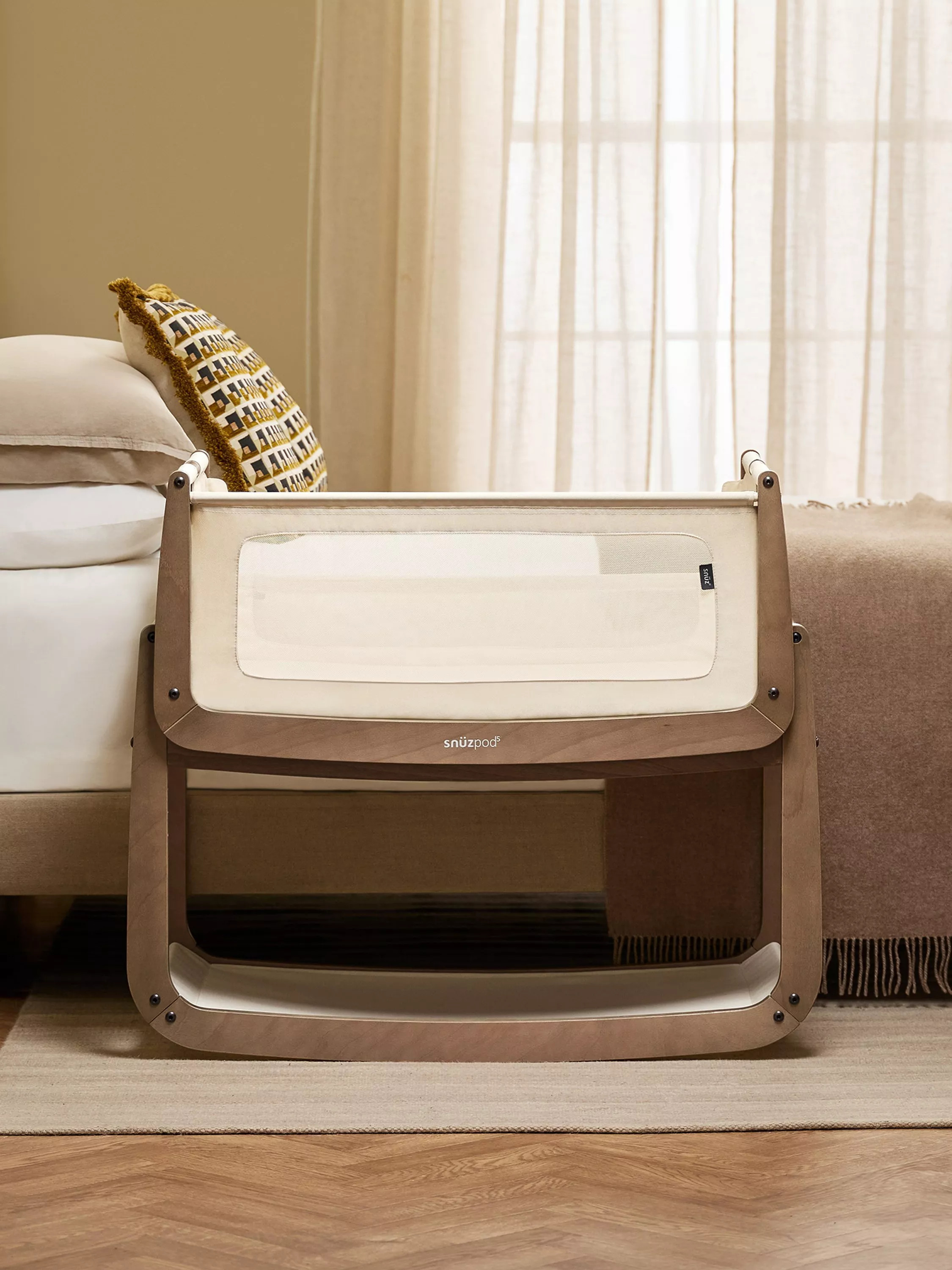 Snüz SnüzPod 5 Bedside Crib | John Lewis (UK)