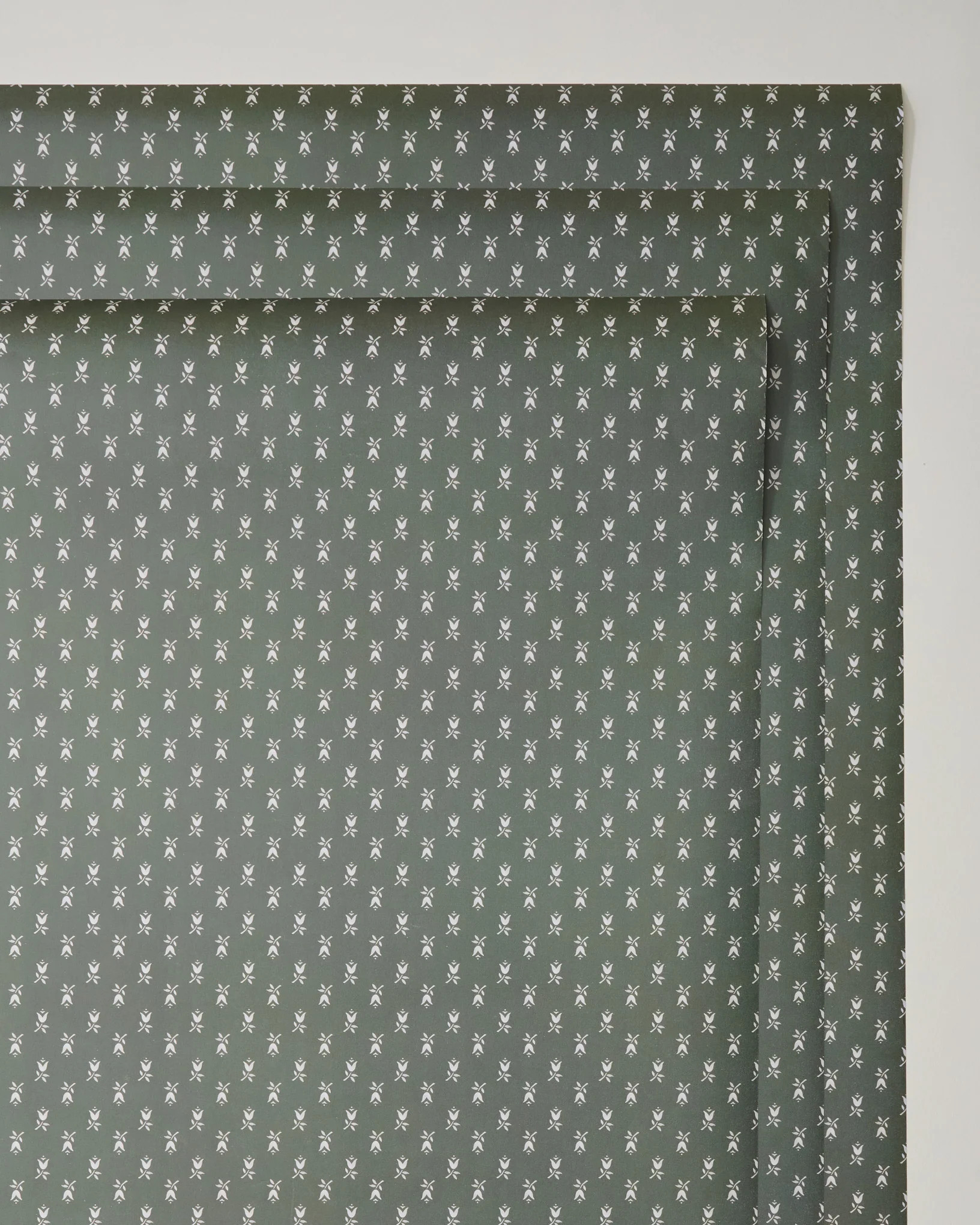 Magnolia Vintage Tulip Wrapping Paper Sheets | Magnolia