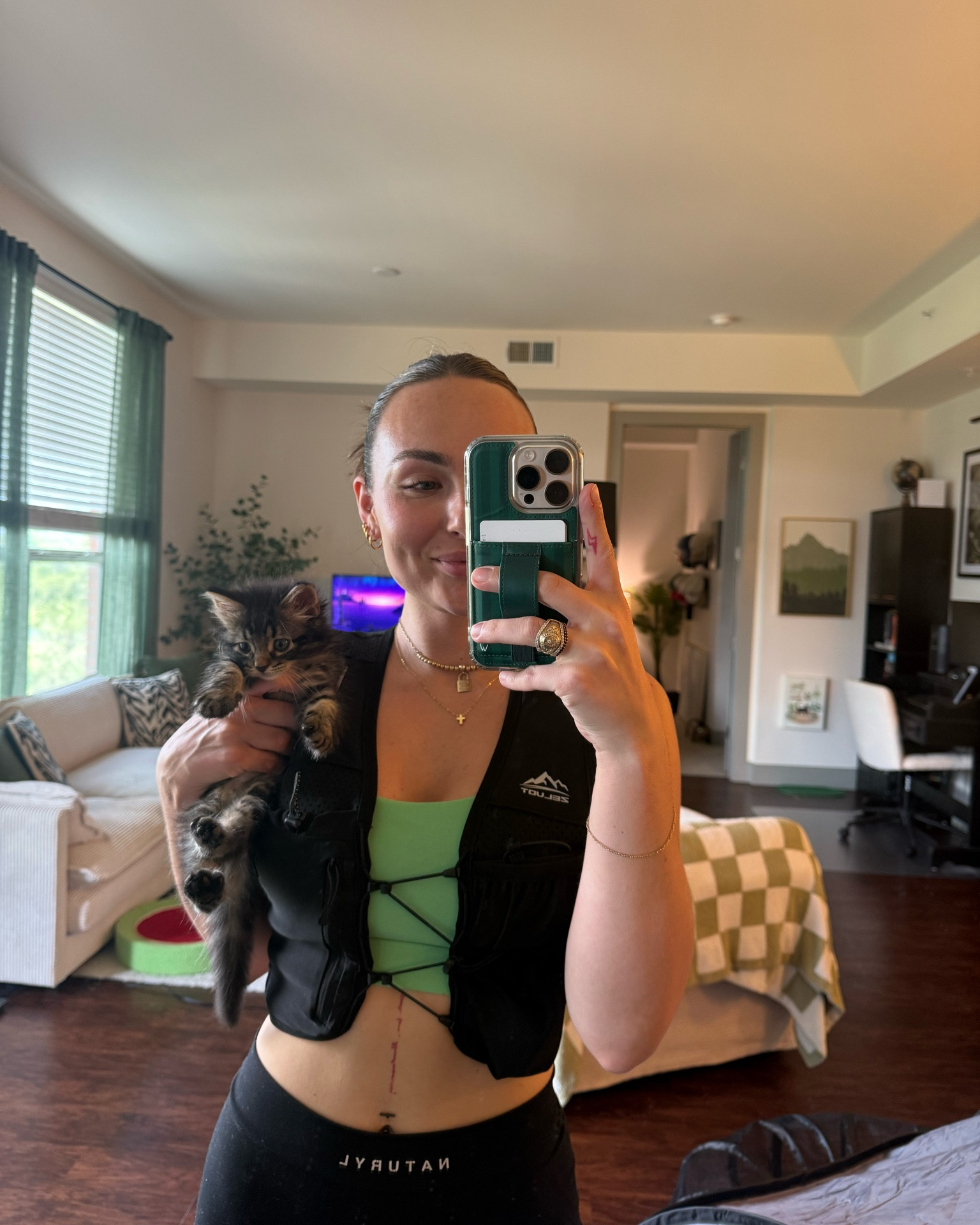 Pre-run for check with Binx🩵

#LTKdayinmylife #LTKootd #LTKfitnessgoals