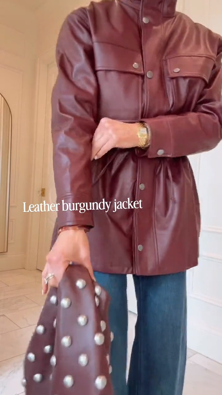 I’m wearing a size small in this jacket and it fits true to size. Perfect for fall.

#LTKootd #LTKSeasonal