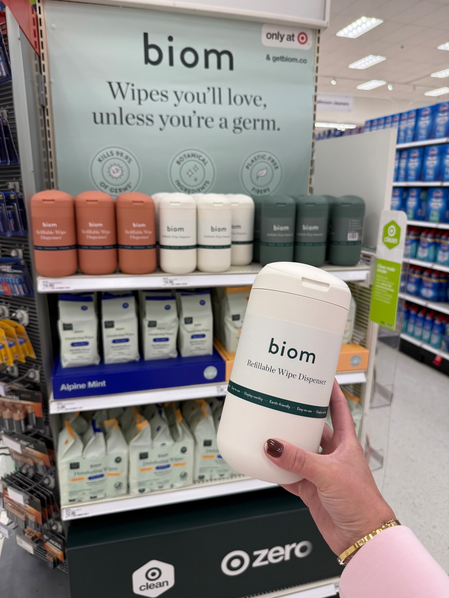 New Biom canisters and all purpose wipes!

These are my go to for clean cleaning 😌


Clean finds, mom hacks, household essentials, clean home 



#LTKHome #LTKmomlife #LTKKids