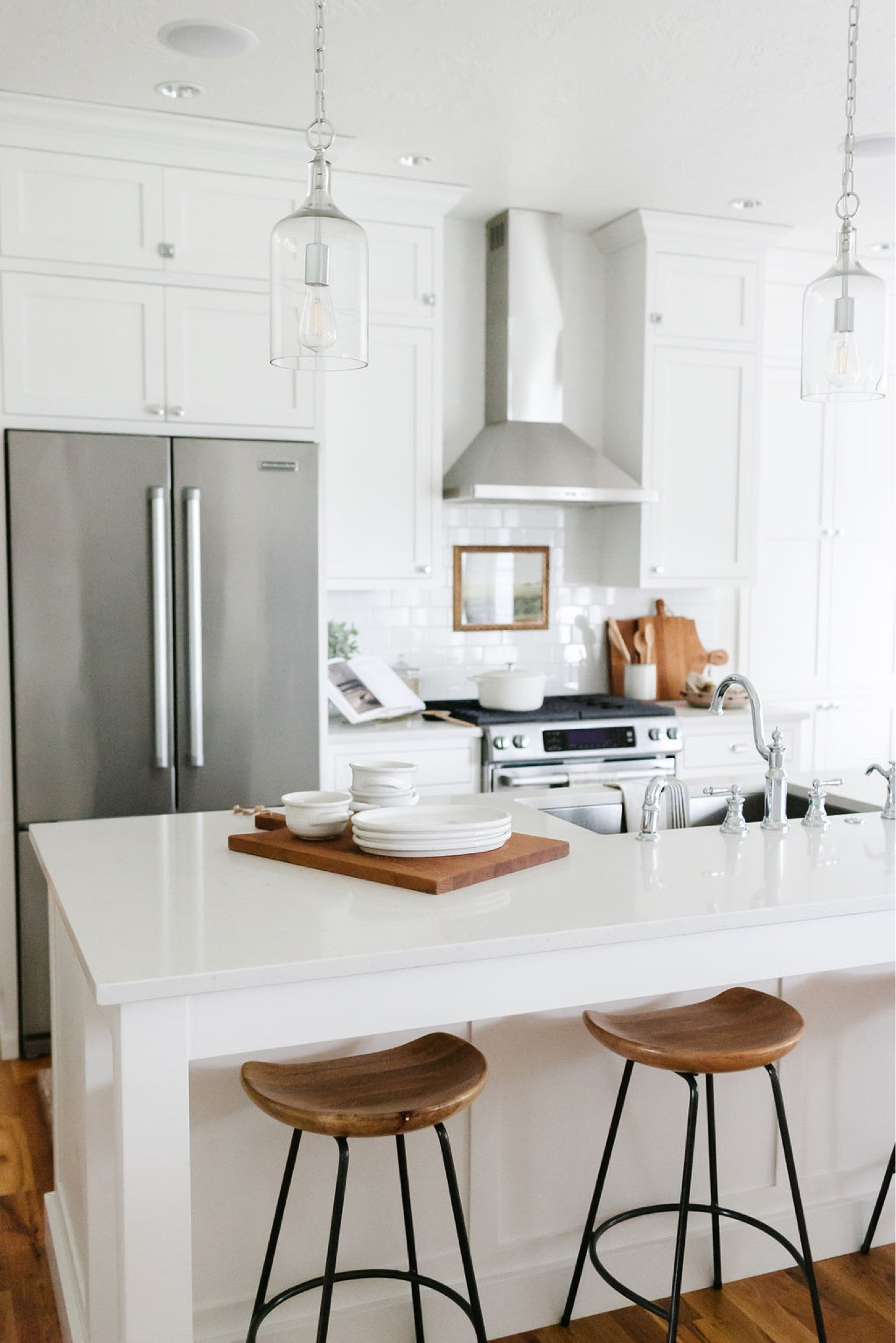 Kitchen decor, home decor, barstools, counter stools, wood cutting board

#LTKhome #LTKFind #LTKsalealert