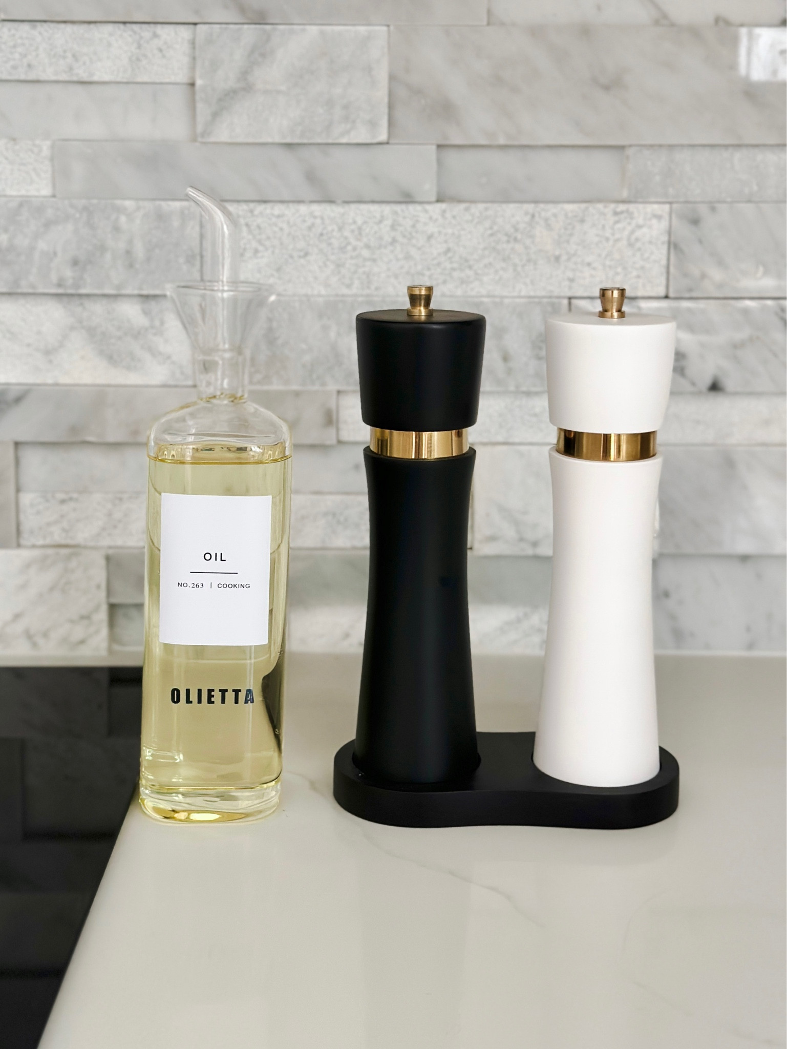Modern Salt & Pepper Shakers + Oil Container! They are beautiful💕 … kitchen essentials, Amazon finds, Amazon kitchen, Amazon home, fall decor, fall kitchen decor

#LTKfindsunder50 #LTKhome #LTKSeasonal