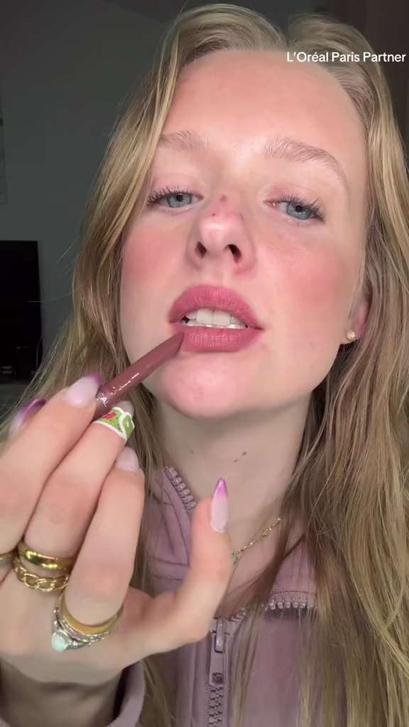 L’Oréal BlurFiller = soft, filtered lips IRL
It smooths, blurs, and perfects the lip line so any lipstick or gloss looks instantly more polished.

Why it’s a staple:
• Blurring, soft-focus finish
• Helps smooth lip lines
• Makes lip color look cleaner
• Lightweight + comfortable
• Perfect for everyday wear

#LTKbeauty #LTKmakeup #blurredlips #lipprep #softglammakeup 

 
