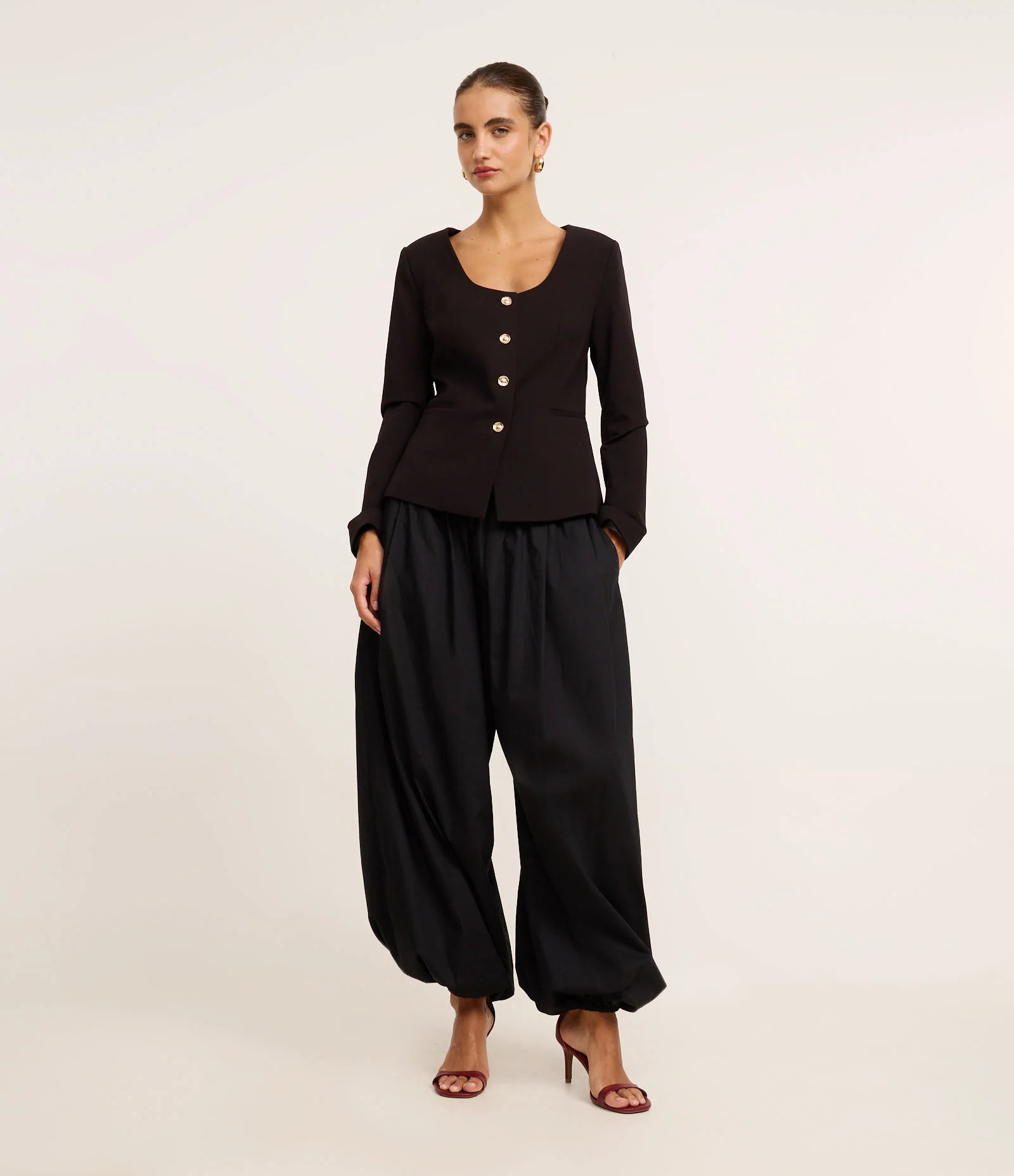 Calça Aladim em Tricoline com Elástico no Cós Preto - Lojas Renner | Renner (BR)