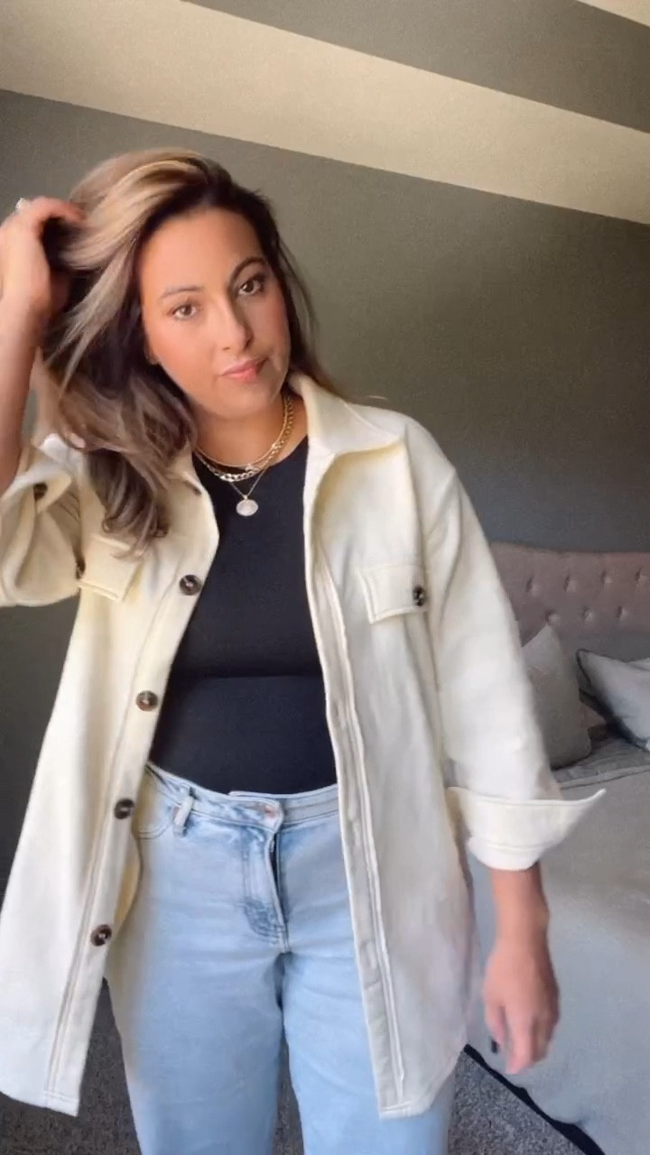 Casual mom outfit #momstyle #momjeans #casual #thanksgiving 

#LTKunder50 #LTKcurves #LTKsalealert