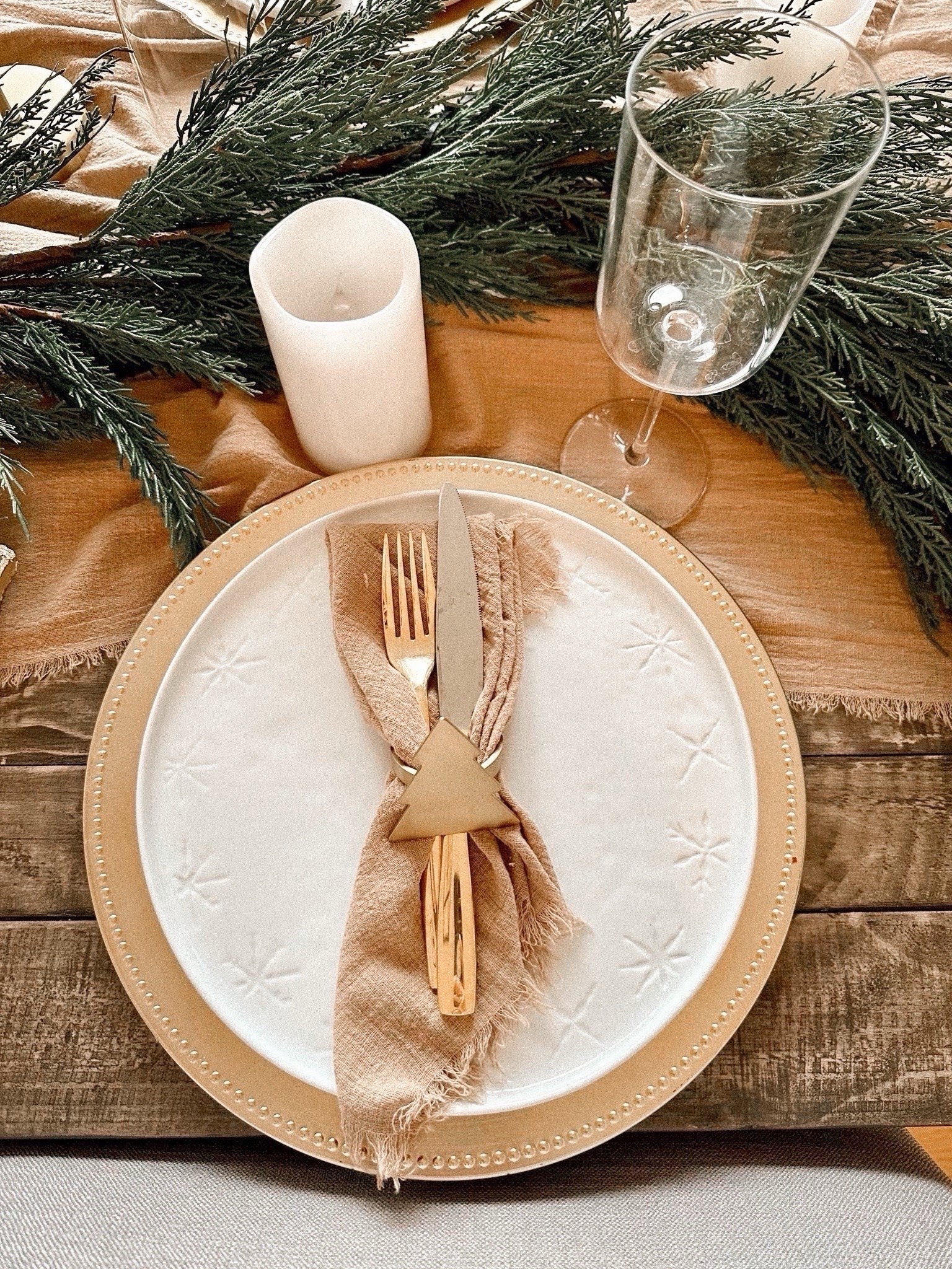 Hosting gifts 🎁 
Happy shopping 🛍️ 

#LTKgiftguide #LTKhome #LTKholiday