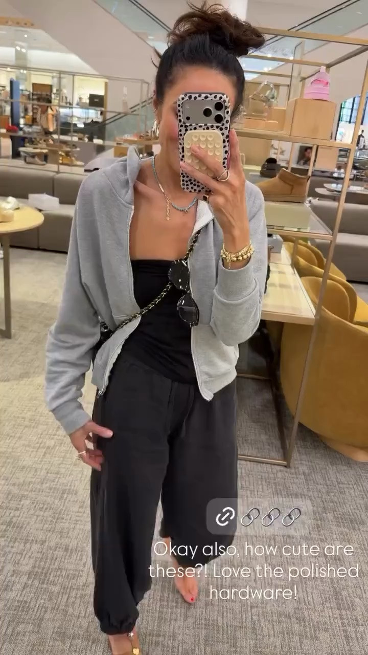 The cutest ballon pants and how much do we love these sandals I found at Nordstrom??



Style, Nordstrom

#LTKSeasonal #LTKOver40