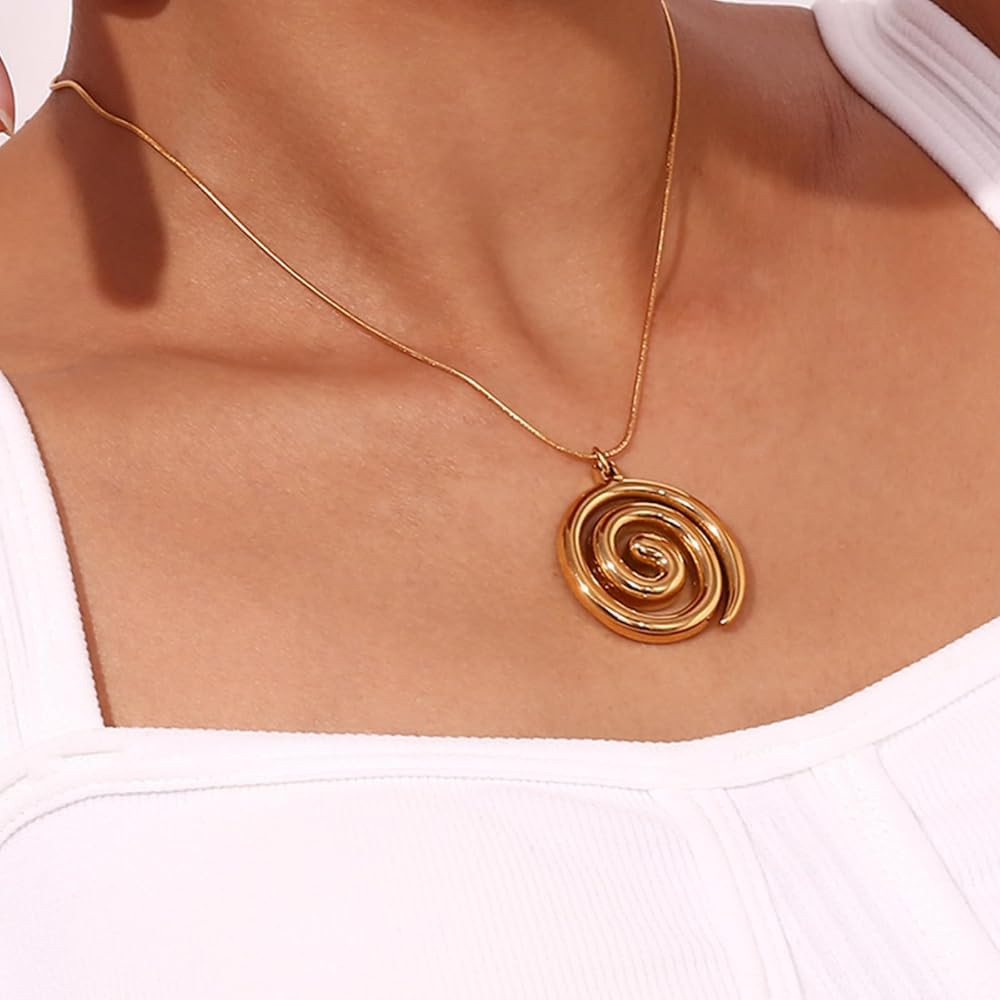 Amazon.com: Frodete Statement Necklace for Women Chunky Gold Necklaces Long Pendant Necklace Boho... | Amazon (US)