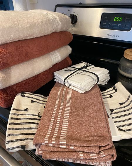 New towels for fall | kitchen towels | bath towels | casaluna | magnolia home

#LTKFind #LTKunder50 #LTKhome