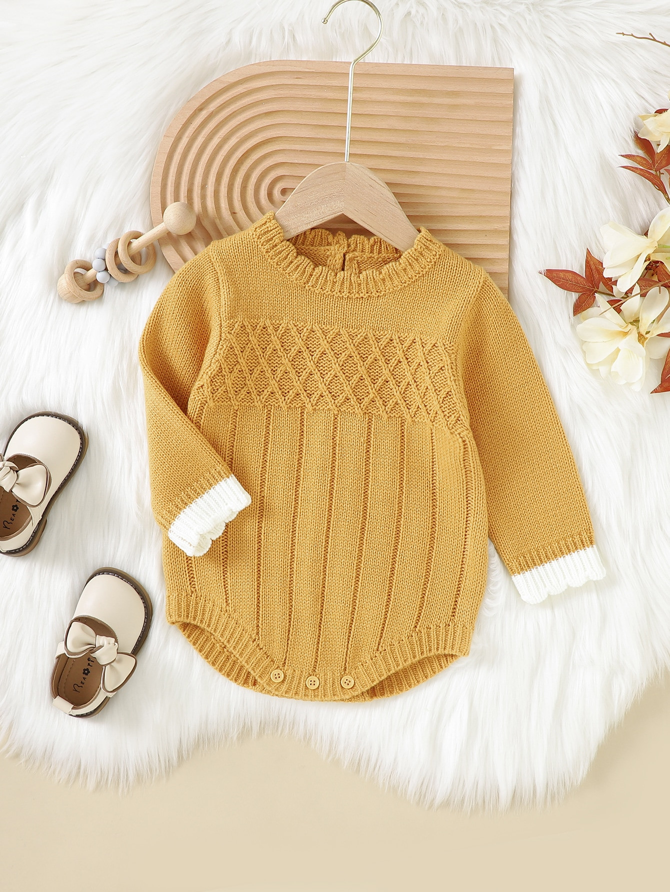 Baby Contrast Trim Cable Knit Bodysuit | SHEIN