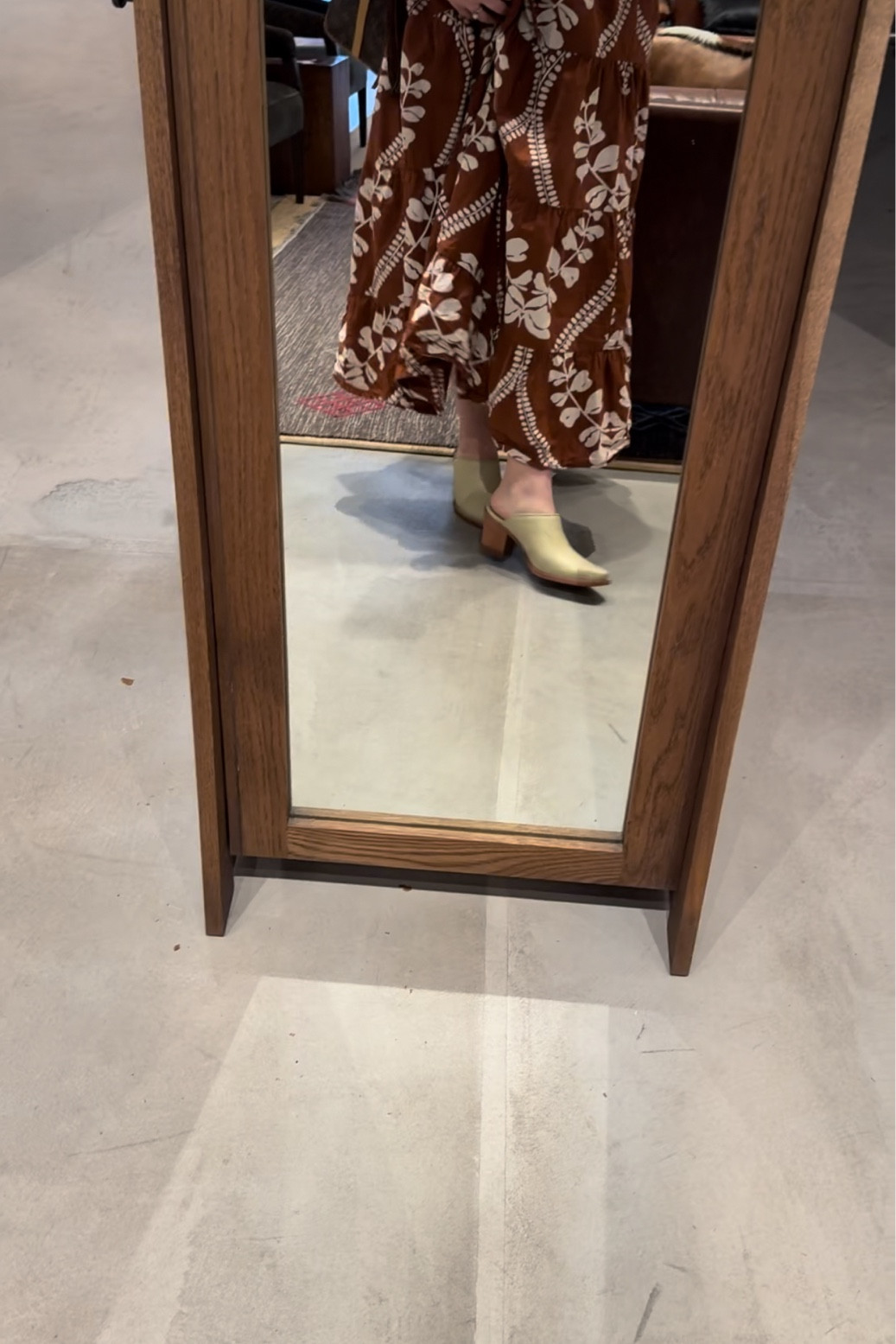 Just got these mules and they’re on sale 🥰

#LTKFallSale #LTKShoeCrush #LTKStyleTip