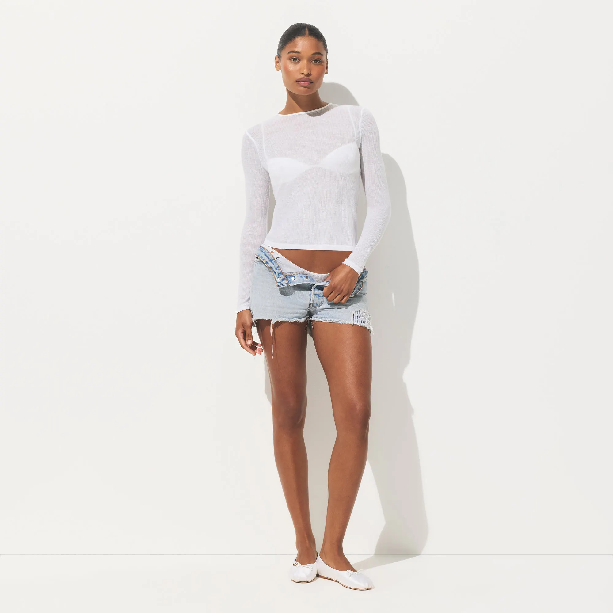 SHEER RIB T-SHIRT | SNOW | SKIMS | SKIMS (US)