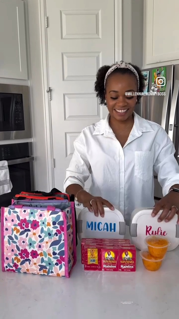 ✨ Back-to-school made simple with @sunmaid ✨
Packing lunches doesn’t have to be stressful when you’ve got easy, healthy go-tos. Sun-Maid Raisins are a staple in our house—made with whole fruit, 0g added sugar, and no synthetic colors or flavors. A naturally sweet snack that kids love and parents can feel good about. 🍇💜

Shop my lunchbox favorites + Sun-Maid staples here ⬇️

#ltkfamily #ltkmom #BackToSchool #LTKkids #LunchboxIdeas


#LTKKids #LTKFamily