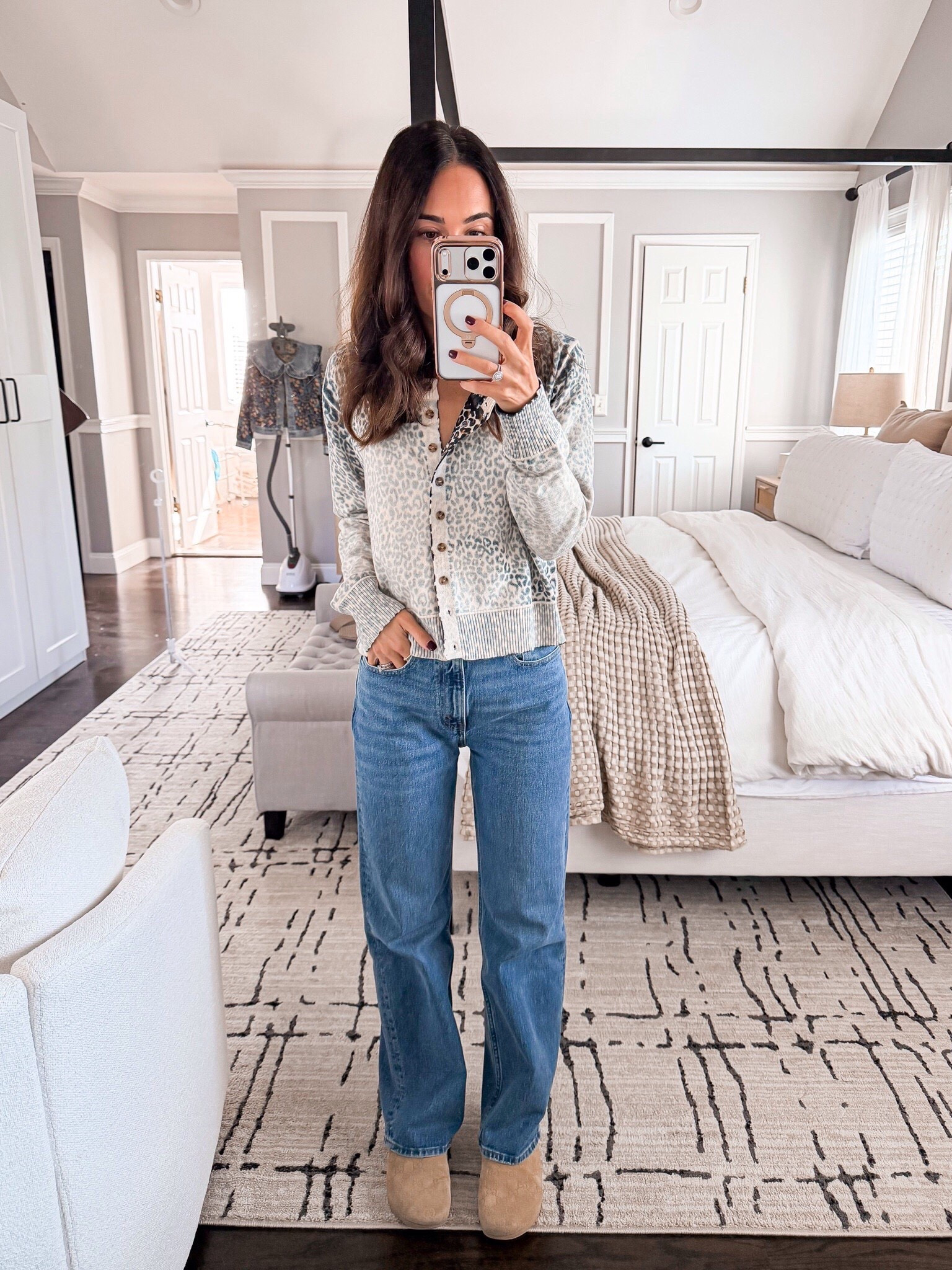 Neutral leopard cardigan from Amazon. Soooo silky soft. Wearing size small 

Follow my LTK @mrscasual on the @shop.LTK app to view this post and get my exclusive app-only content!

#LTKSeasonal #LTKootd #LTKOver40