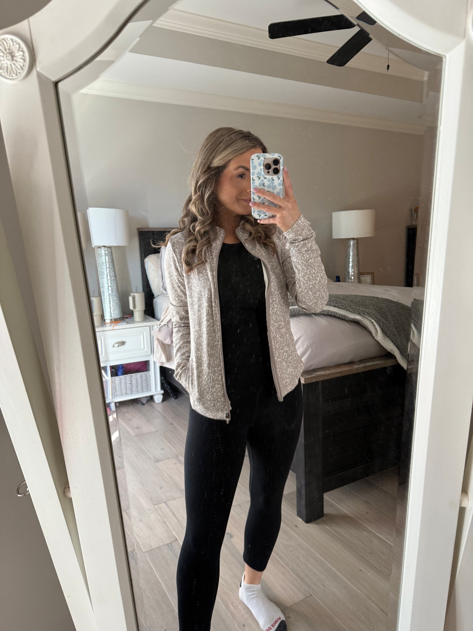  Cozy errand outfits are the vibe all fall/winter season 🤌🏼✨

#LTKFindsUnder50 #LTKSeasonal #LTKPetite