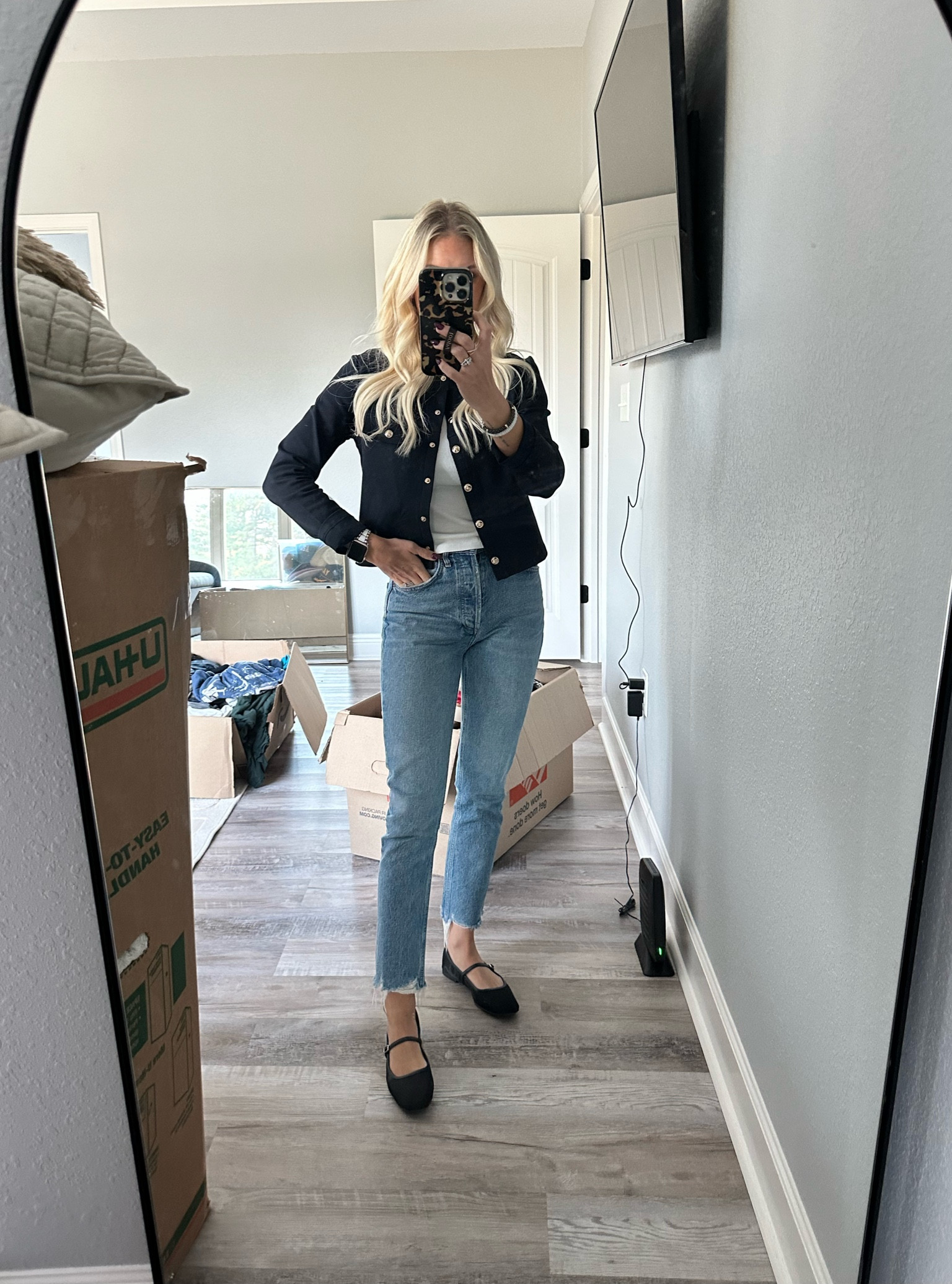 Casual work outfit / Thanksgiving outfit / fall outfit 
Small top/jacket, medium white tee, 24 jeans (could do a 25 as well), size down 1/2 size in shoes 

#LTKFindsUnder50 #LTKWorkwear #LTKStyleTip