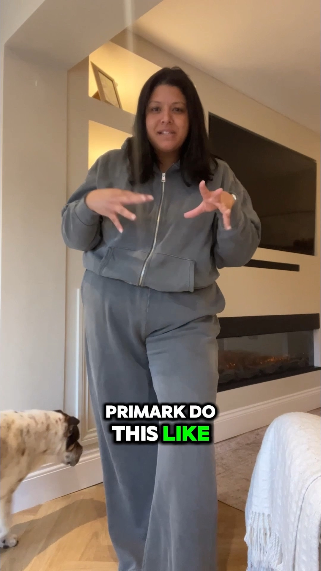 Did I just find my own @primark major find??? 

These tracksuits… OBSESSED! The quality, the price.. THE FIT!!! 

So happy I managed to grab it in 3 colours.. Will be living in all of these until the sun decides to come out😂😂

Have you seen these before?? 

#primark #primarkhaul #plussize #size20 #size22 