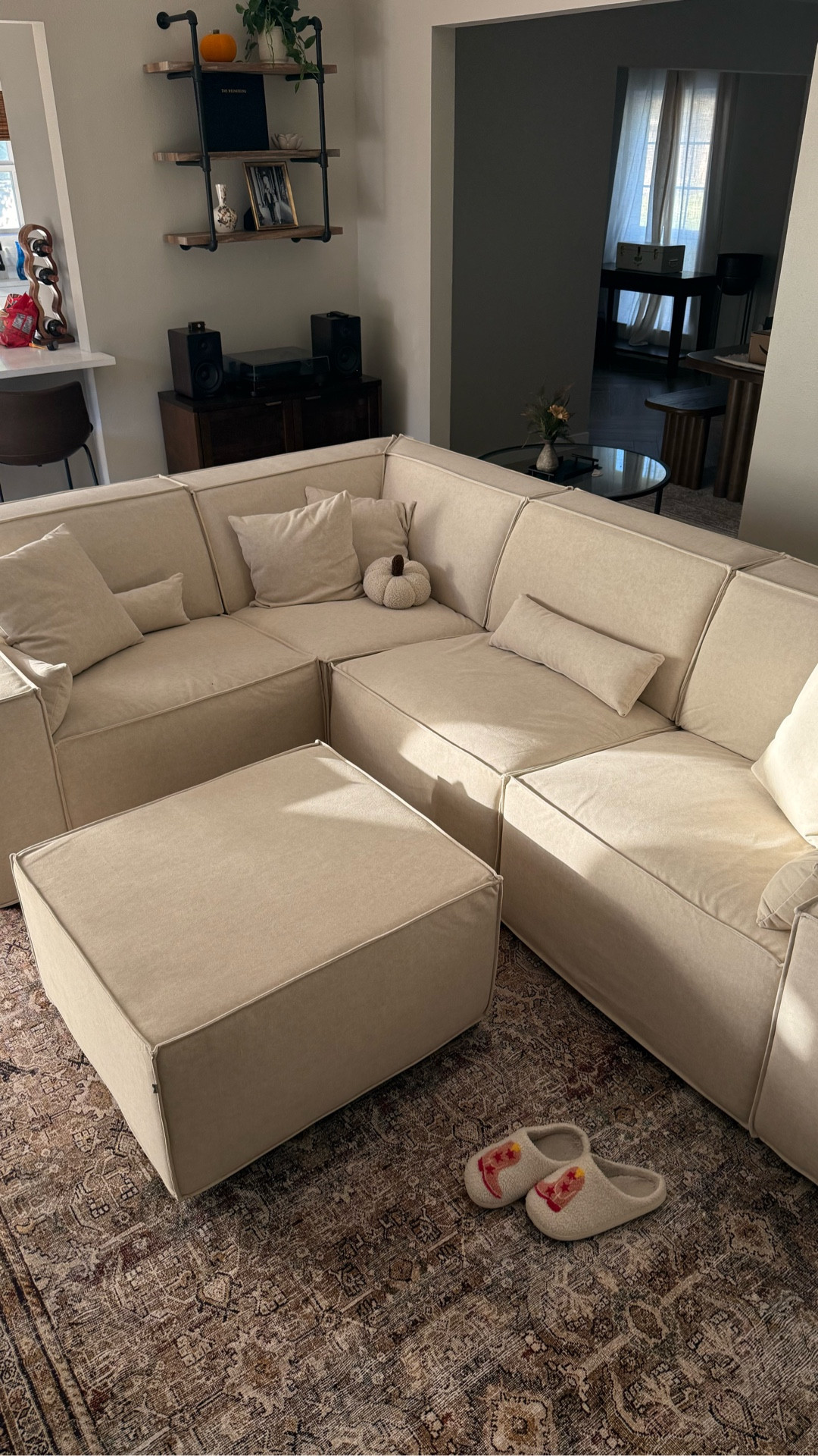 Living room makeover with this amazing sectional from Amazon & this stunning rug under $300 😍

living room rug, living room couch, Amazon couch, Amazon sectional, living room transformation, cloud couch 

#LTKHome #LTKStyleTip #LTKCyberWeek