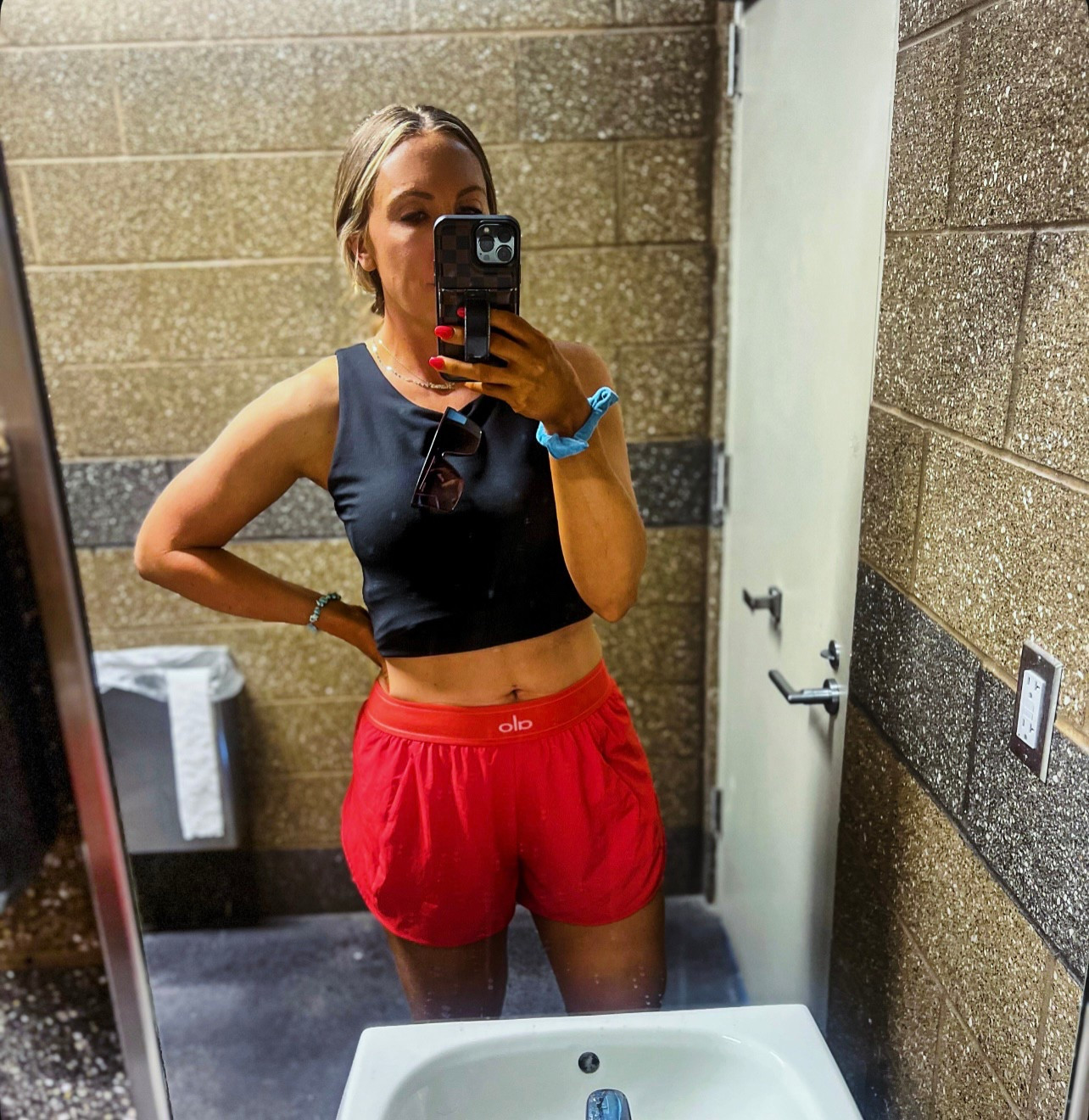 Candy apple red from alo yoga 

#LTKSummerEdit #LTKFindsUnder100 #LTKActive