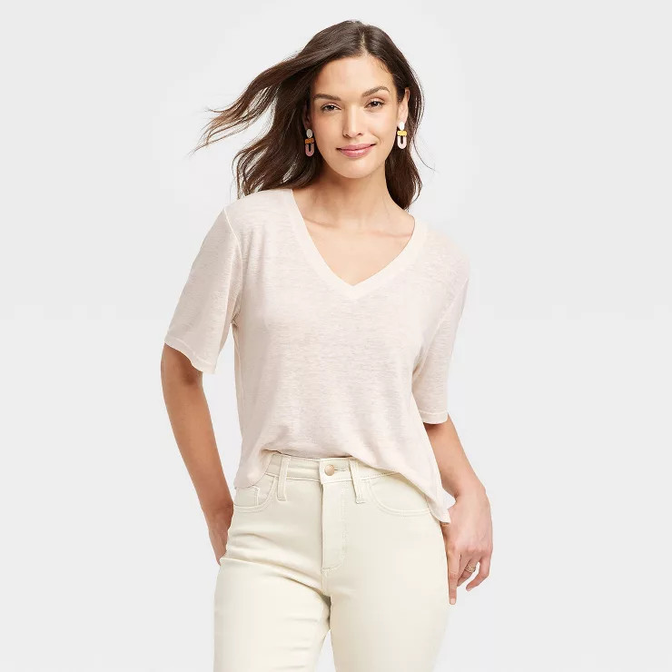 Women's Linen Boxy V-Neck Short-Sleeve T-Shirt - Universal Thread™ | Target