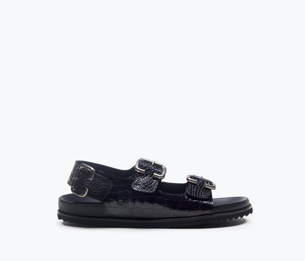 PIPER BUCKLE FOOTBED SANDAL | Frēda Salvador