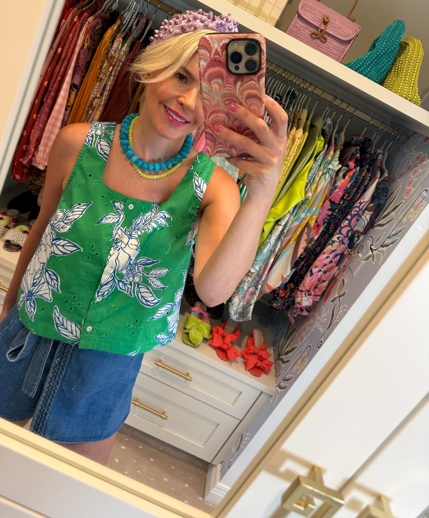 Summer nights 💚🩵🎉

First time Avara customers shop with LINDSEY15 

Jean skort 

Beaded necklace 🩵🩵🩵

#LTKootd #LTKgrwm