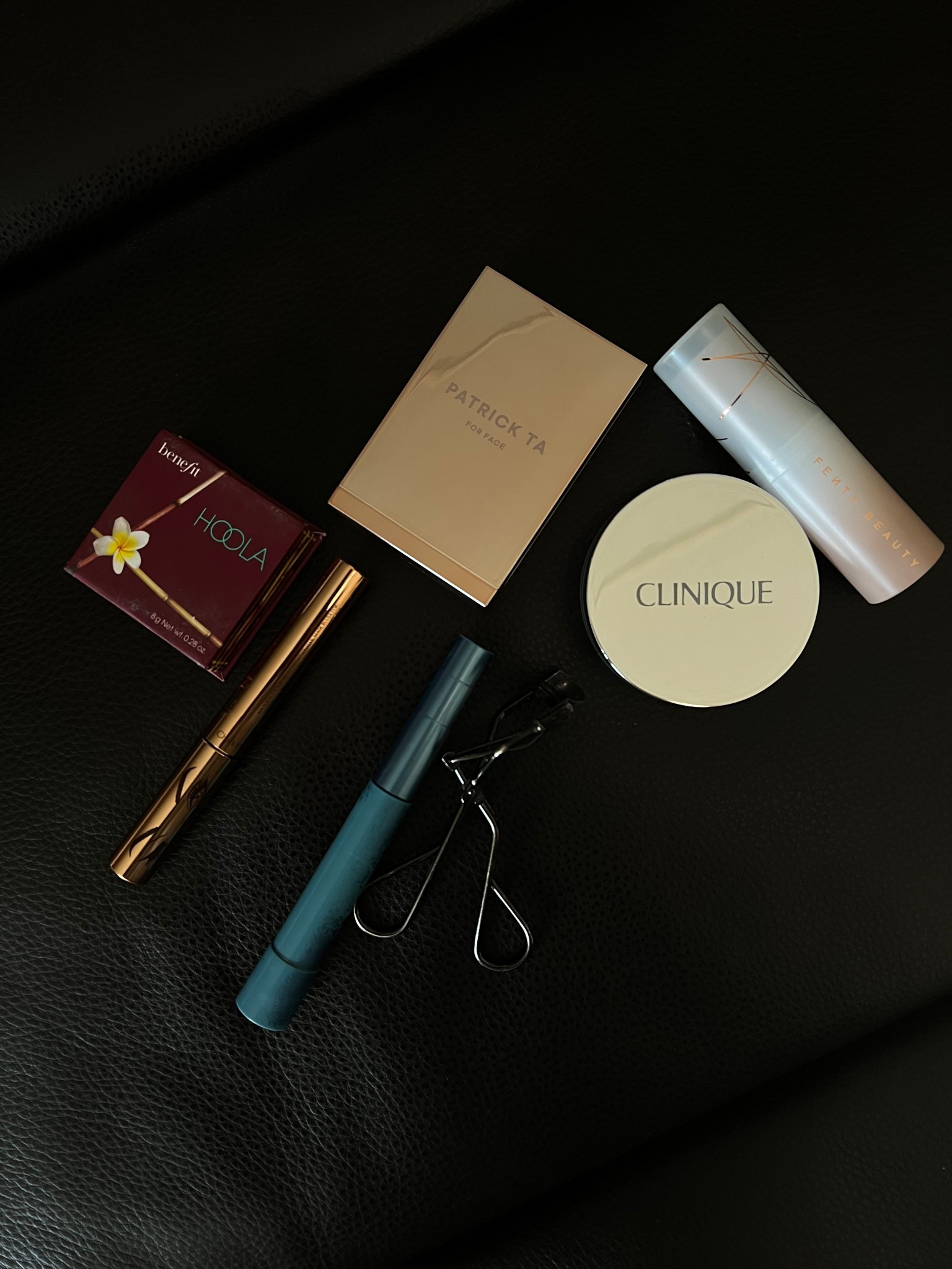 Spring on the go makeup #springmakeuproutine #onthegomakeup #springessentialmakeup

#LTKU #LTKFindsUnder100 #LTKBeauty