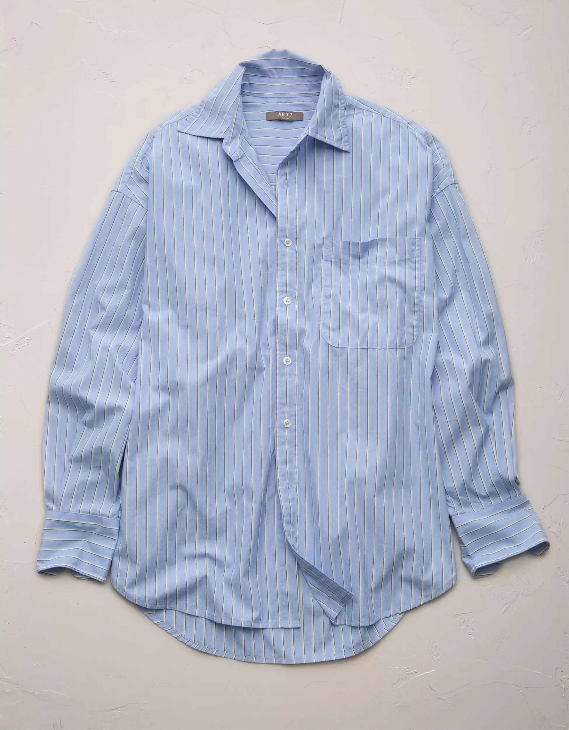 AE77 Premium Oversized Poplin Boyfriend Shirt | American Eagle Outfitters (US & CA)