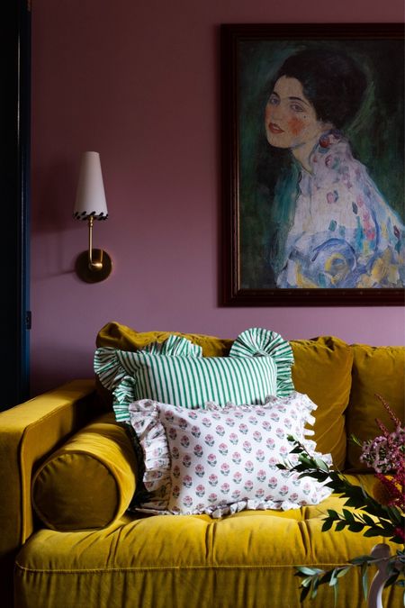 Grandma Chic Living Room Makeover

#LTKHome #LTKStyleTip