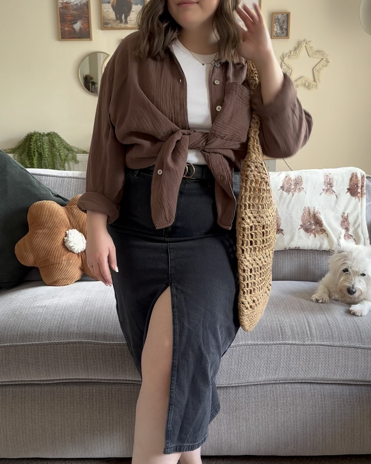 I will forever be adding this brown shirt to everything I own! 🧋✨🥐
.
.
#midsize #summerstyle #summerfashion #newlooker #thisisnewlook #thatnewlookfeeling 

#LTKsummer #LTKuk #LTKmidsize