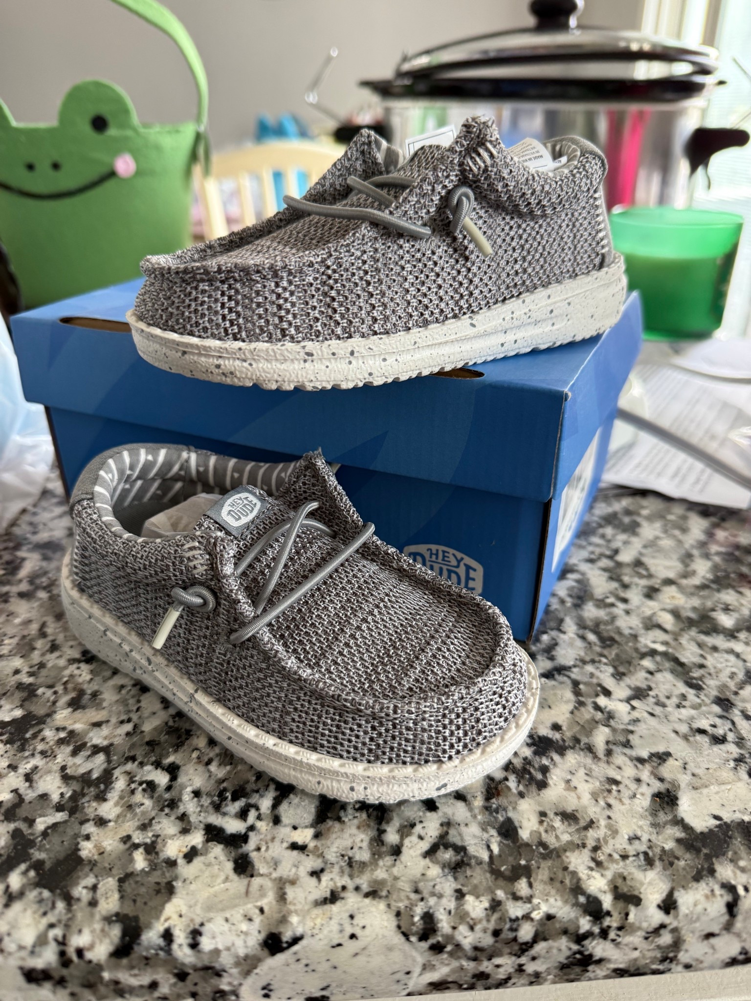 Slip on toddler shoes

Hey dude, toddler shoes, boat shoes, summer shoes, kids shoes, toddler mom, boy mom, mom of two, millennial mom

#LTKGiftGuide #LTKSeasonal #LTKActive #LTKFindsUnder50 #LTKKids #LTKBaby #LTKFamily #LTKStyleTip