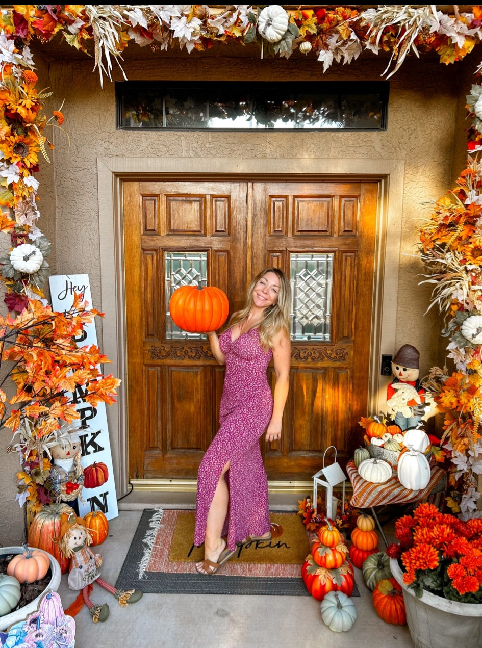 Fall porch decor 🍁 thanksgiving porch 

Fall garland. Fall decor. Autumn decor. Fall vibes. Pumpkin porch. Fall aesthetic  

#LTKSeasonal #LTKHome