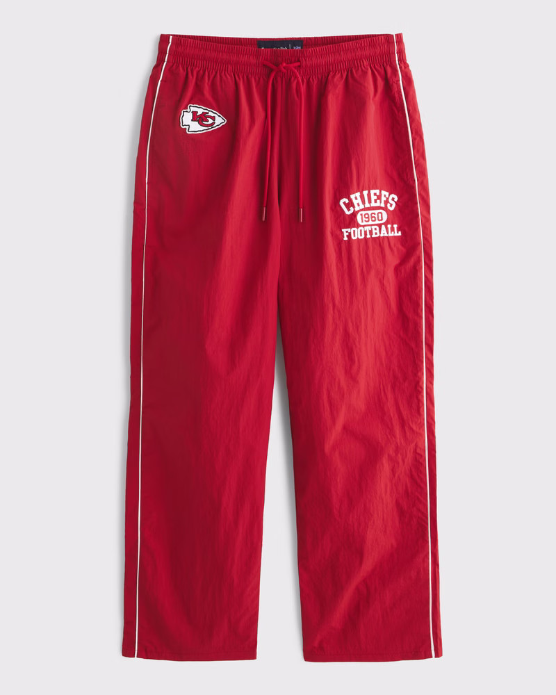 Men's Kansas City Chiefs Graphic Nylon Sweatpant | Men's Clearance | Abercrombie.com | Abercrombie & Fitch (US)