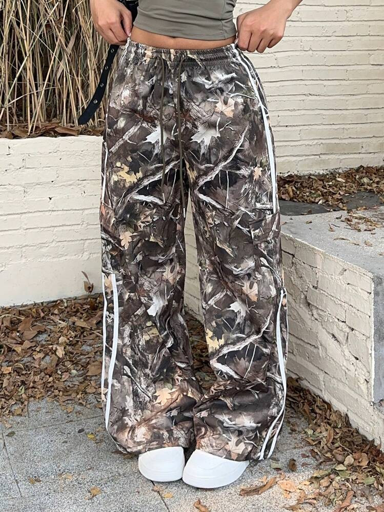 SHEIN EZwear Plus Size Women,Cargo Pants,Camo Pants,Women Winter Clothes,Pockets,All-Over Print D... | SHEIN
