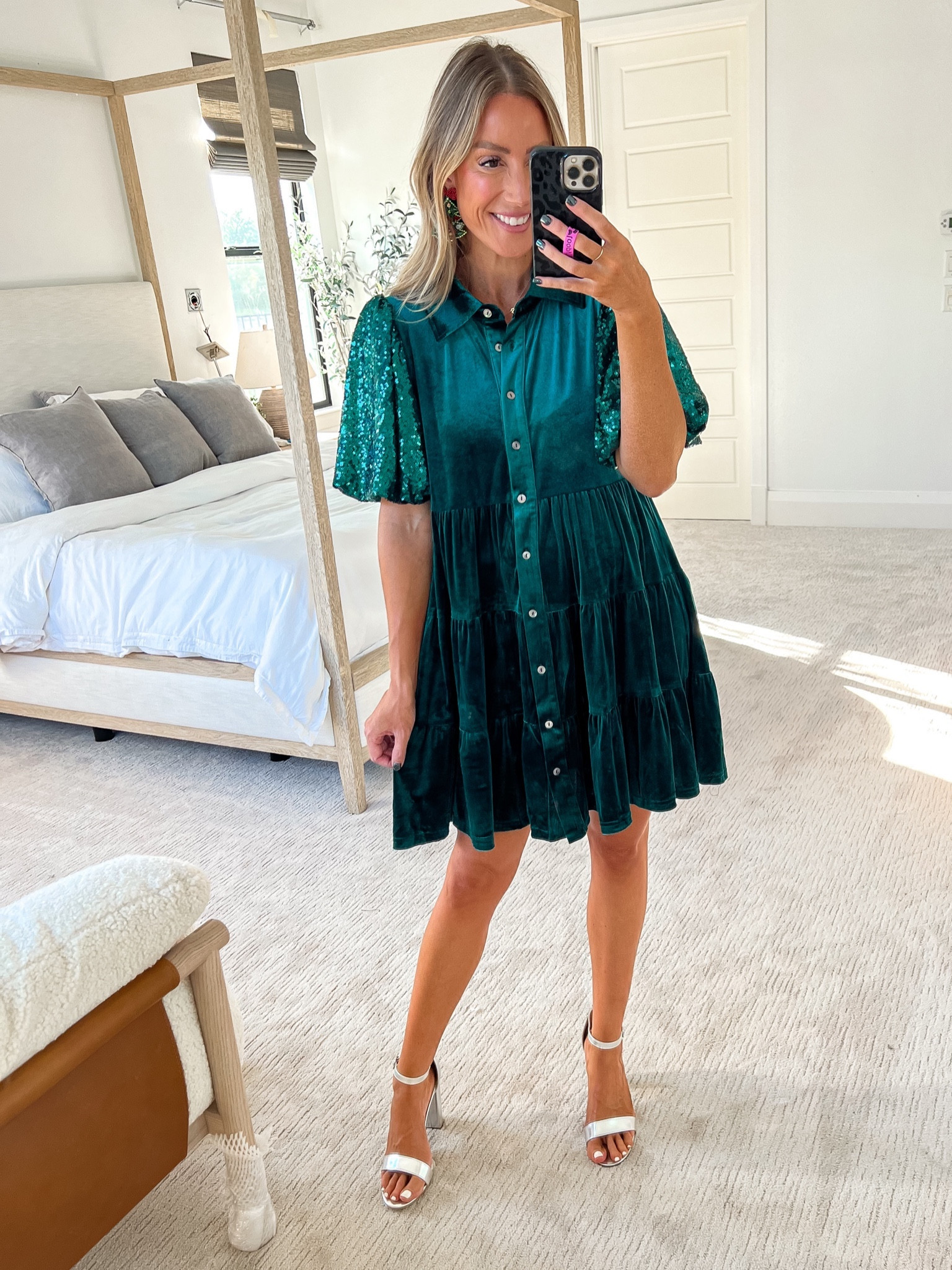 THANKSSARAH30 wearing sm green holiday dress 

#LTKparties #LTKHoliday #LTKSeasonal