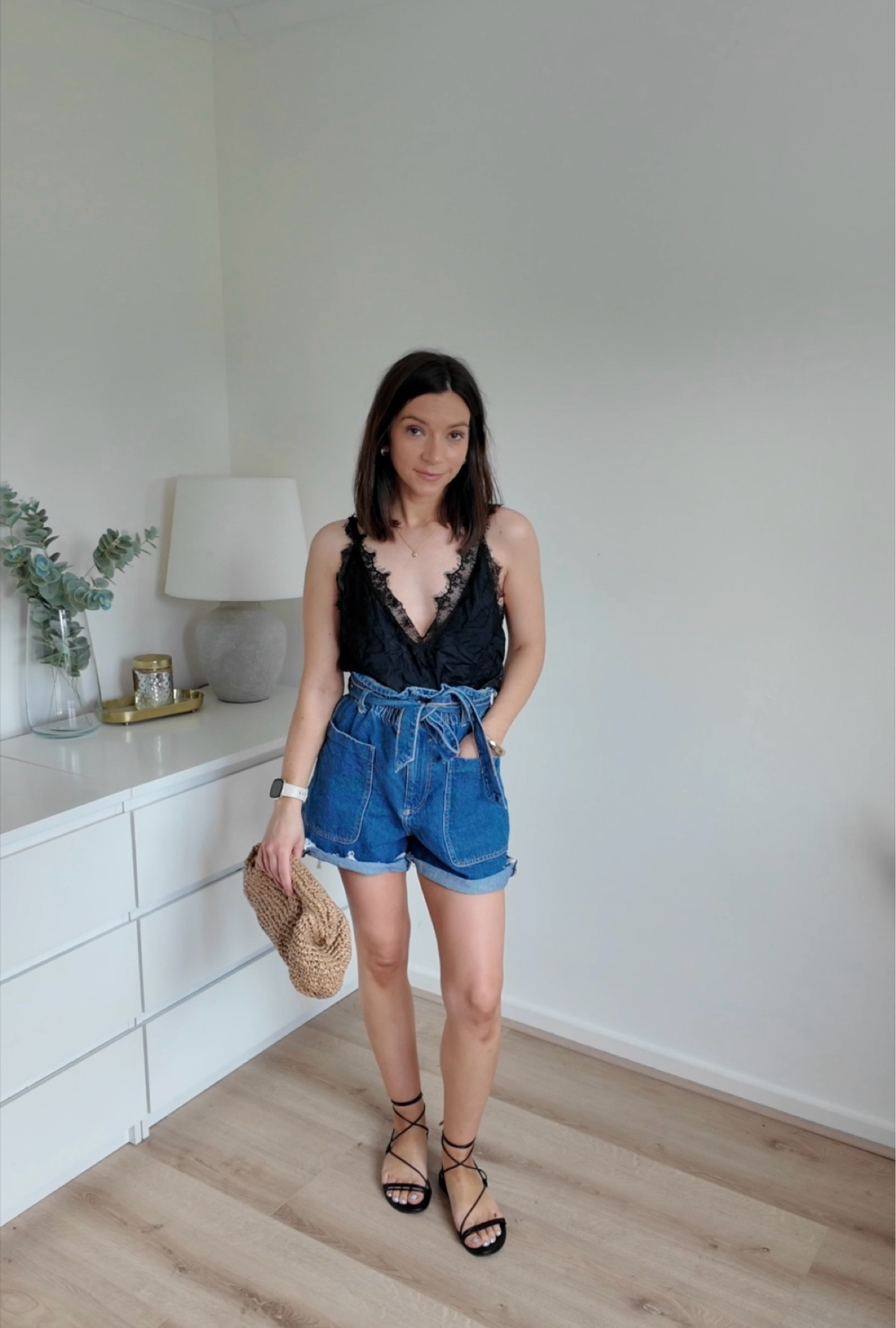 Holiday evening outfits ☀️☀️☀️ 

Cami // Charli London
Shorts // Zara 
Shoes // Amazon 
Bag // PLT

Holiday outfits, holiday looks, summer style, summer outfits, mum style, mum outfits, everyday looks, vacation outfit, 



#LTKeurope #LTKSeasonal #LTKtravel