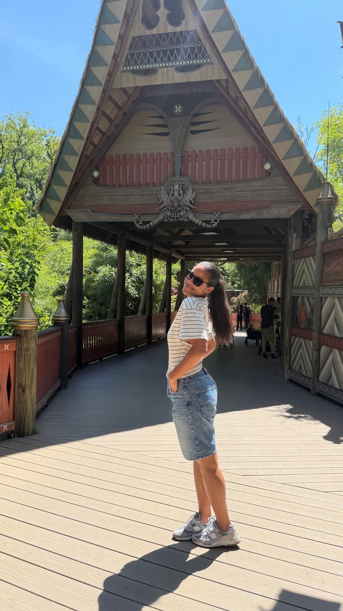 Zoo ootd! Comfy and casual for a morning full of walking 🤭🦋💘🐨

#LTKdayinmylife #LTKmomlife #LTKootd