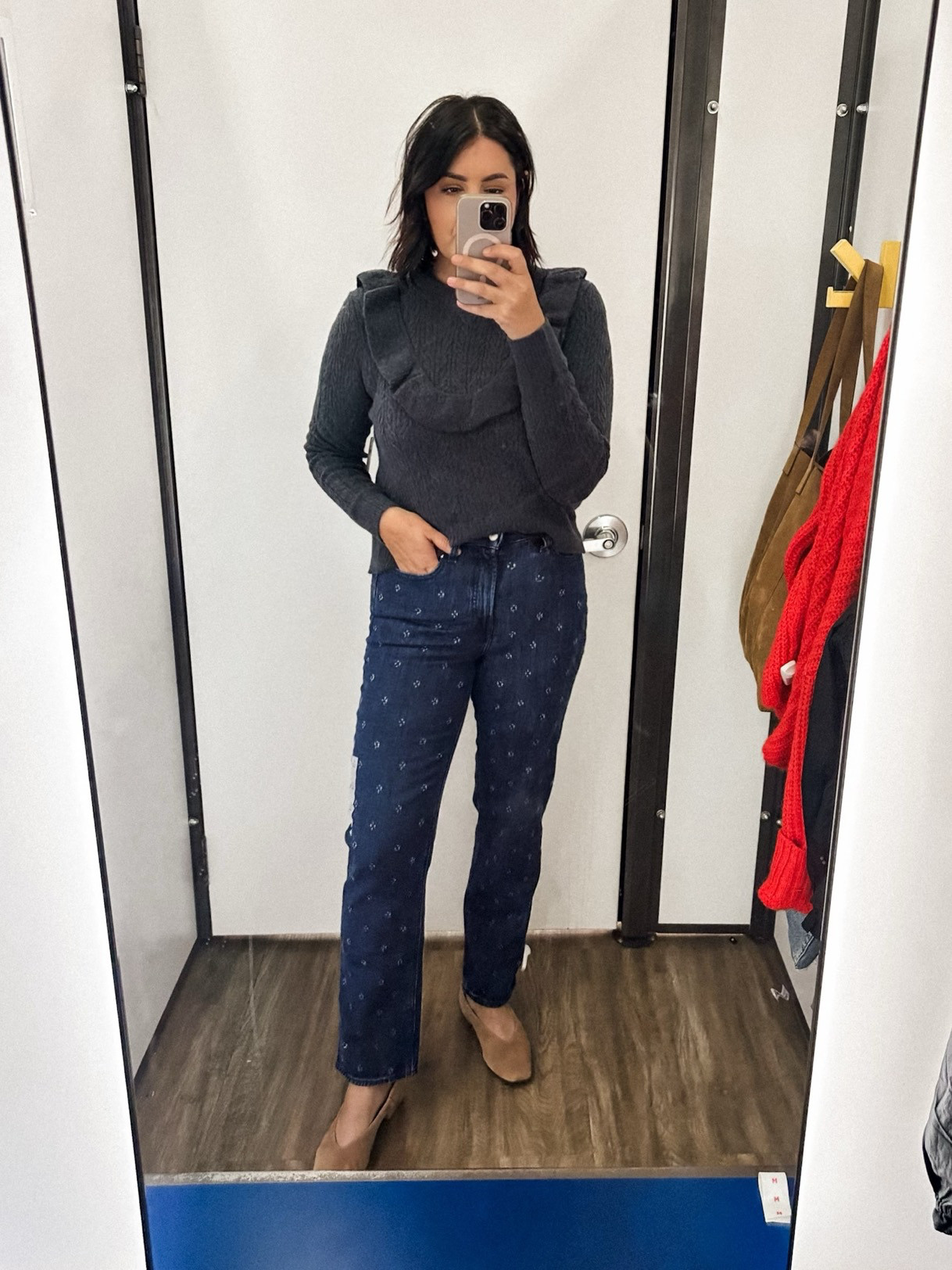 I am in the small of the sweater but need the medium!! It runs tts, I'm just not a small ;) Such a good sezane dupe!

I am in the 8 of the jeans, they run most fitted at the waist. 

 