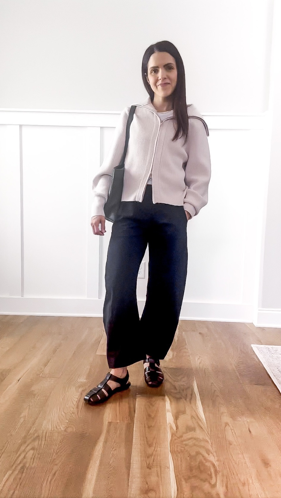 Daily look: love these @Ruti on the loose pants — wearing 4, could have sized down! 

Zip knit: @Varley, XS 
Sandals: Everlane, tts
Tote: @Cuyana

#LTKgrwm #LTKootd