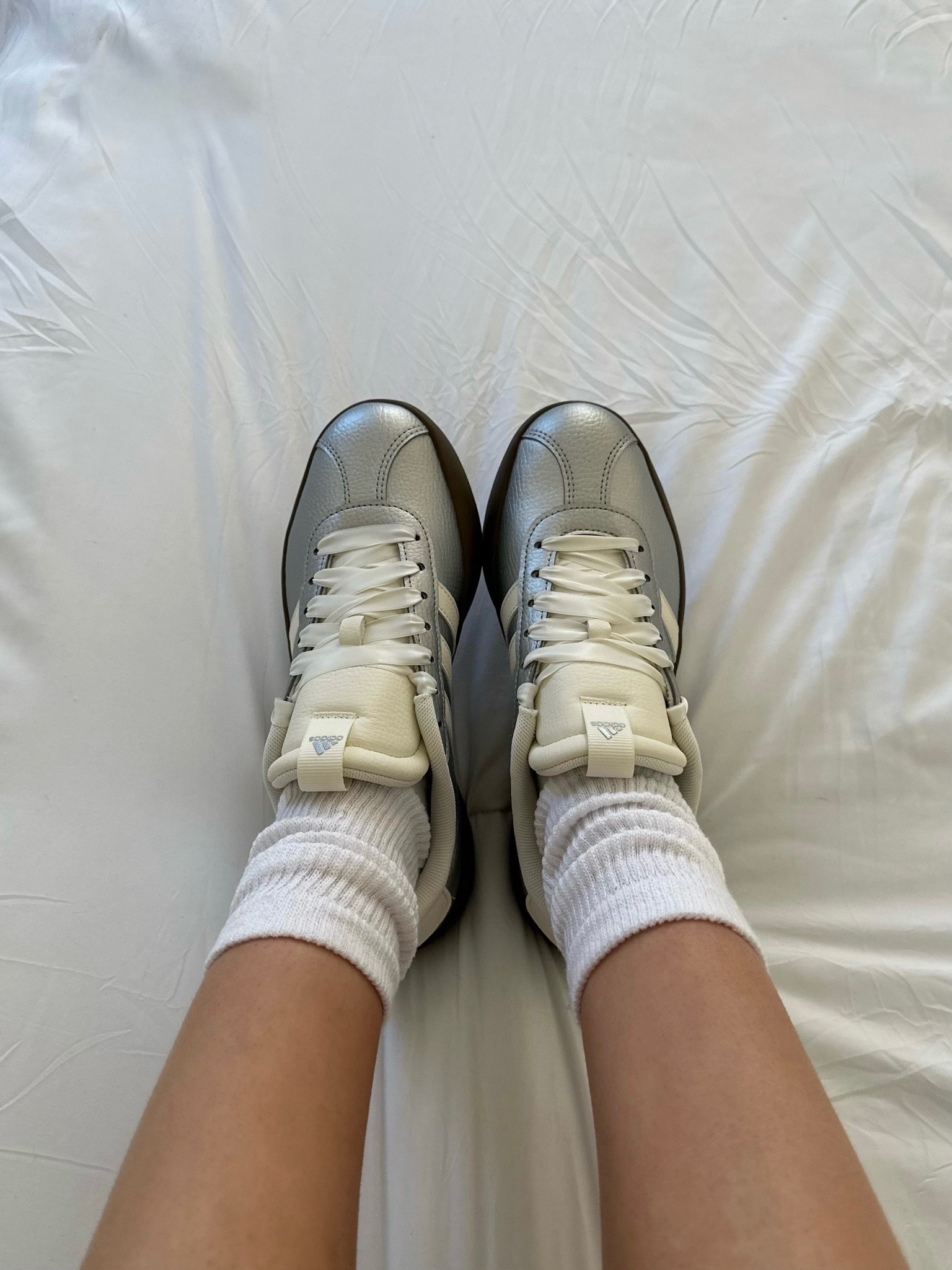 the most gorg silver sneakers 🩶⛓️

#LTKSeasonal #LTKShoeCrush #LTKFindsUnder100