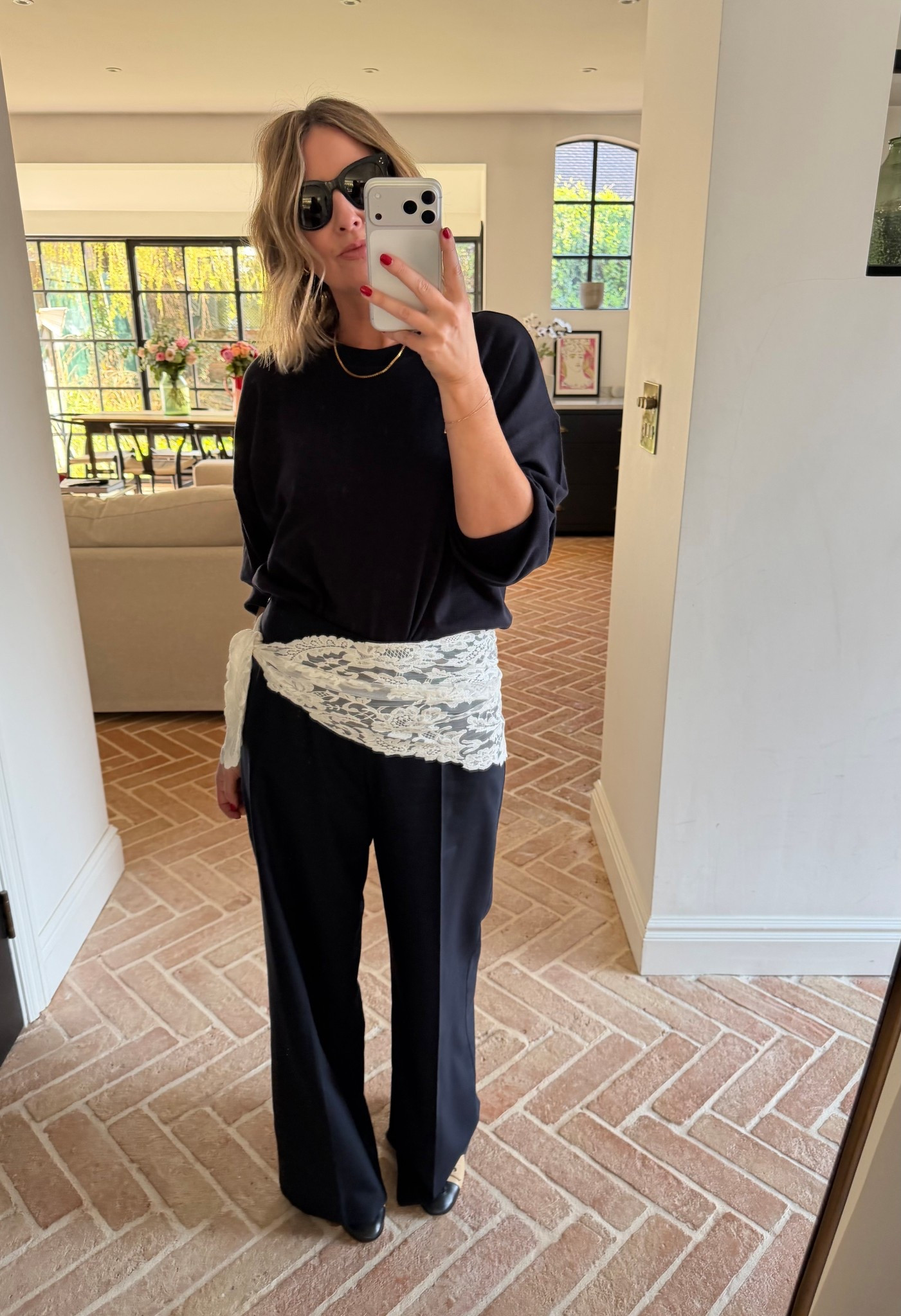 Loving these Trousers 

Fiora Pants | Navy Tee | Lace Scarf | Linen Long Sleeve 

 #LTKuk #LTKspring #LTKeurope