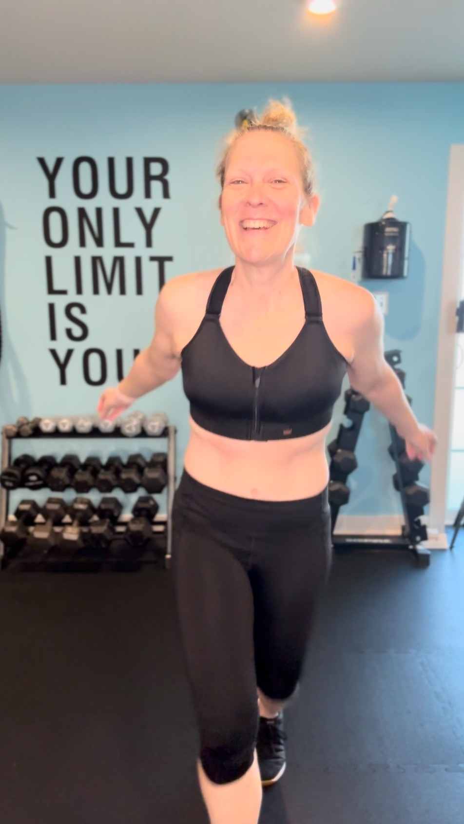 It’s been 7 months since I decided to really dive into my own program I give my clients. 

7 months since I decided my health was worth fighting like HELL for! 

7 months since I stopped feeling sorry for myself for all my rare and scary health diagnoses. 

7 months that honestly FLEW BY looking back. 

7 months I am SO proud of myself for. 

I vowed to check in weekly since and I haven’t missed a single one. It’s been challenging and there have been weeks that I didn’t want to, but the accountability helped me so so much. 

Thank you for being on this journey with me. It has made a world of difference. 

Here’s to maintaining good health, continuing to kick my own ass in my workouts, building lean muscle, and waking up every day to spend it with my family I love so much. 

The time will pass anyway, guys. What will you do with the next 7 months?
#fitnessmotivation #fitness #fitover40 #weightloss #fatloss #autoimmunehealing #autoimmunerecovery #loveyourself #lifttolive #checkin #weeklycheckin #personaltrainer