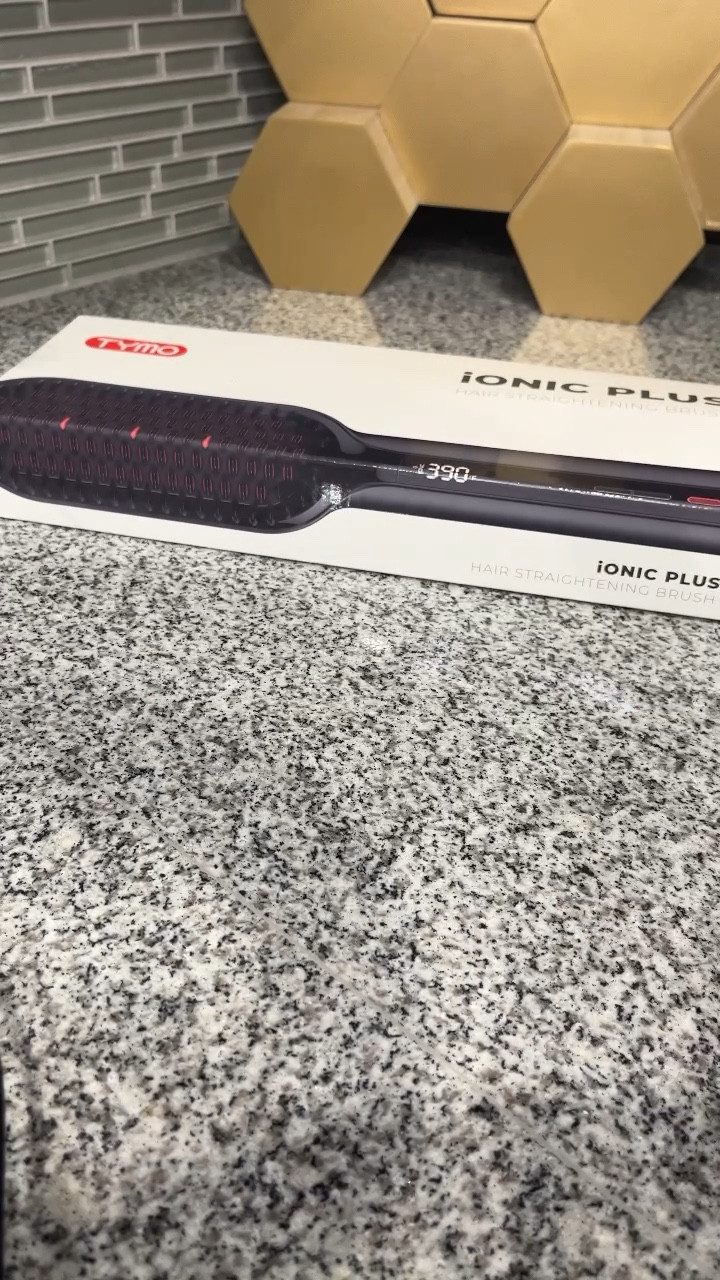 The perfect silky blowout for my hair! My hair knows little to not about hear these days 🙆🏽‍♀️

#LTKGiftGuide #LTKbeauty #LTKfindsunder100