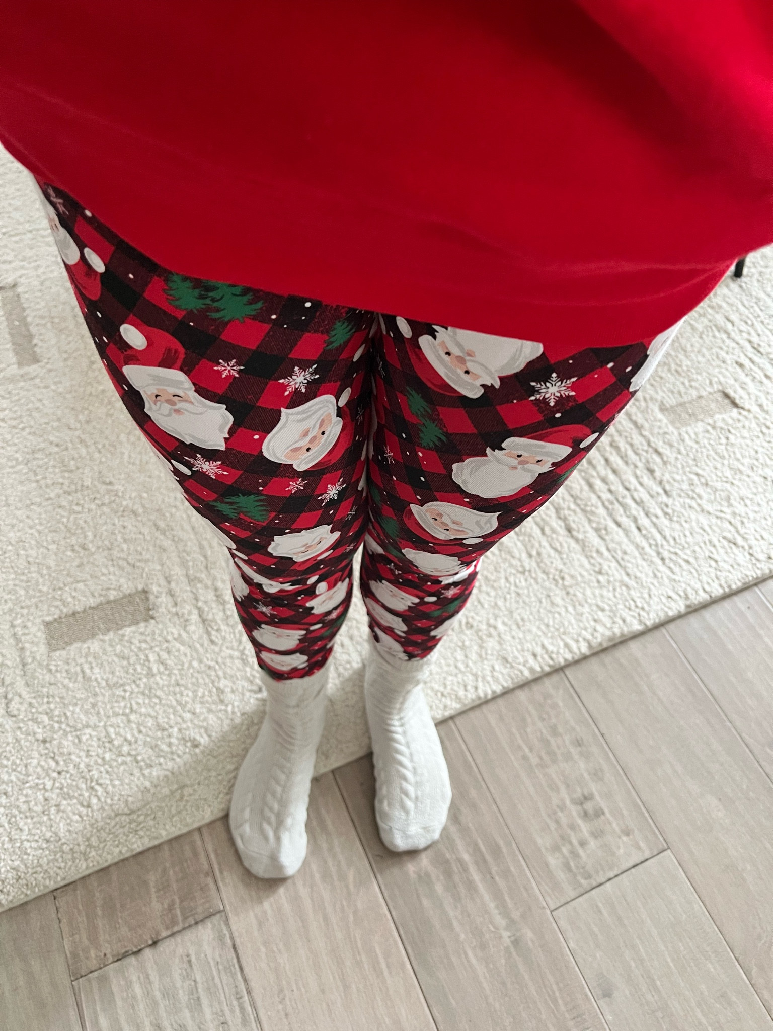 Perfect leggings to pair with your ugly Christmas sweater at the holiday party. 

#LTKHoliday #LTKmidsize #LTKparties