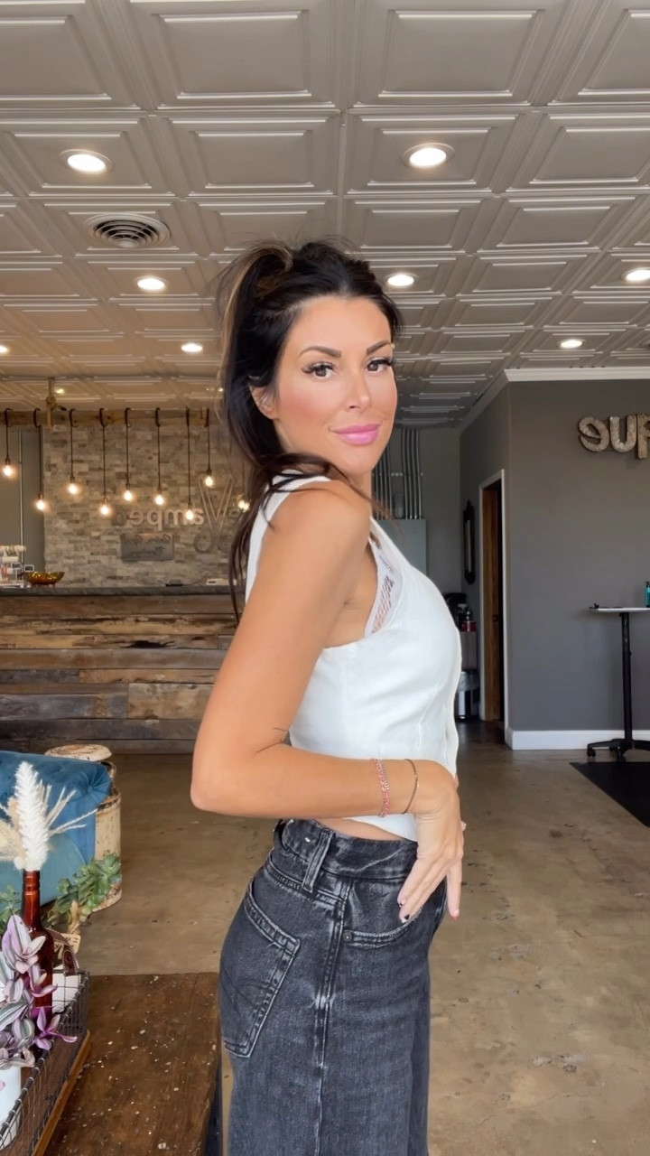 My most asked about pair of denim. 

#LTKSaleAlert #LTKSeasonal #LTKFallSale