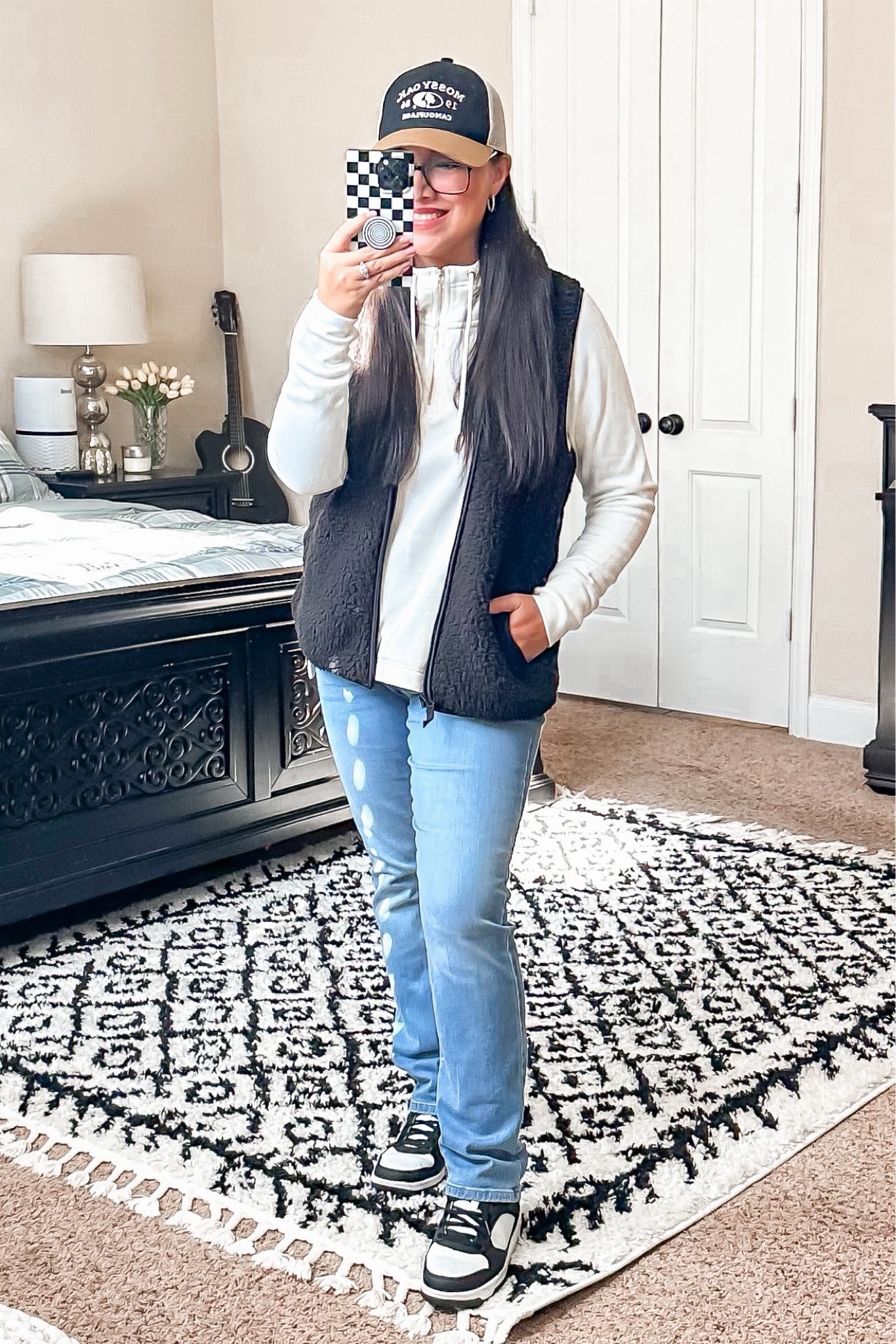 fall outfit | winter outfit | baseball cap | quarter zip hoodie | zip up vest | casual sneakers | casual outfit | casual style | classic outfit | classic style

#LTKSeasonal #LTKfindsunder50 #LTKsalealert