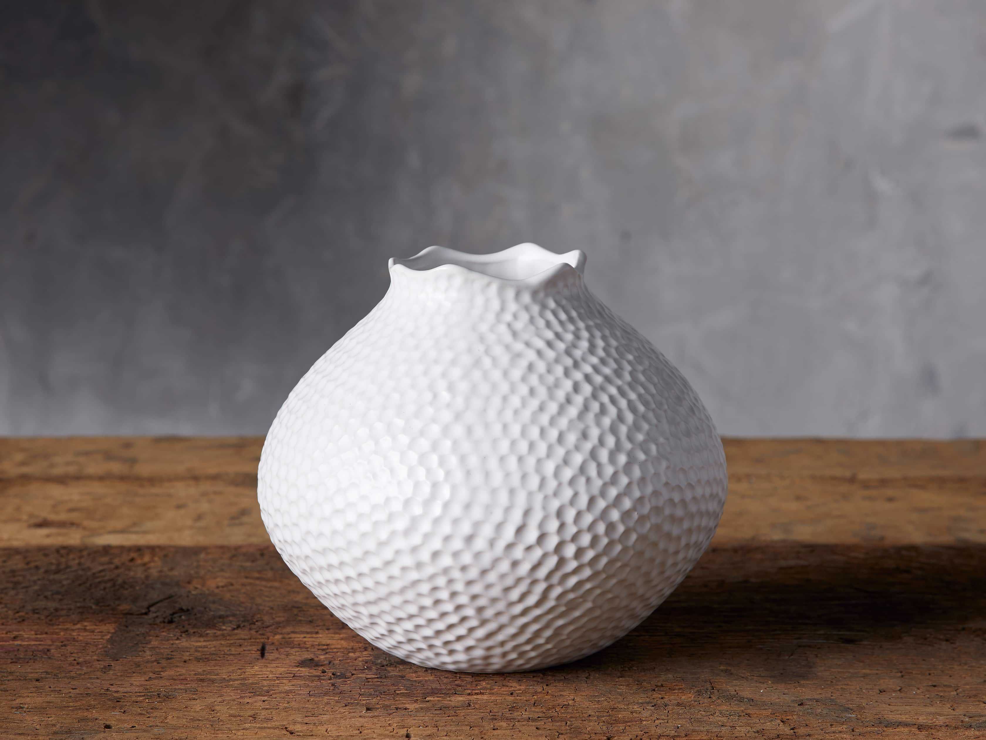 Eva Round Vase in White | Arhaus