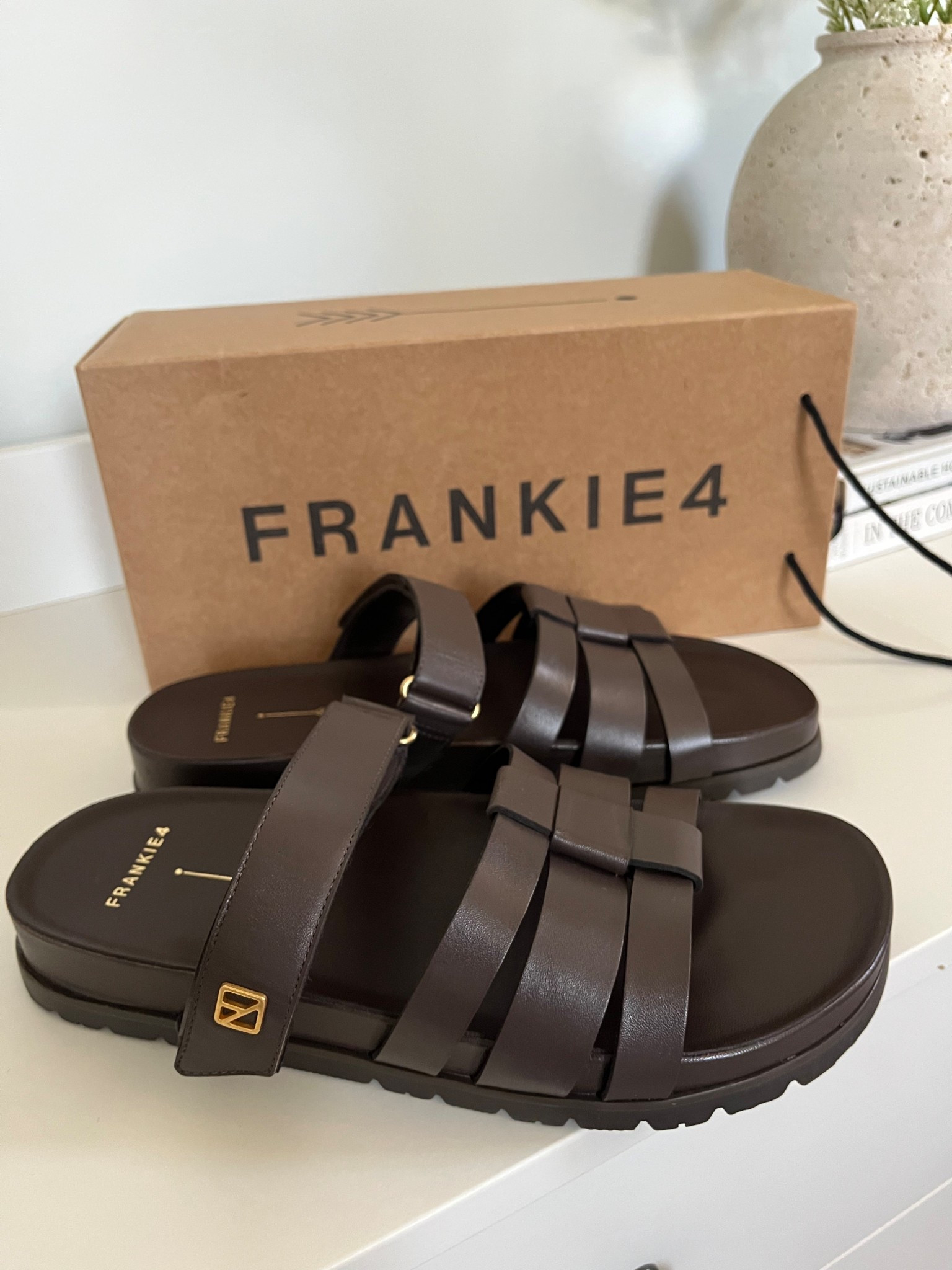 Spring sandals | spring shoes | brown sandals

#LTKootd #LTKspring #LTKspringtrends