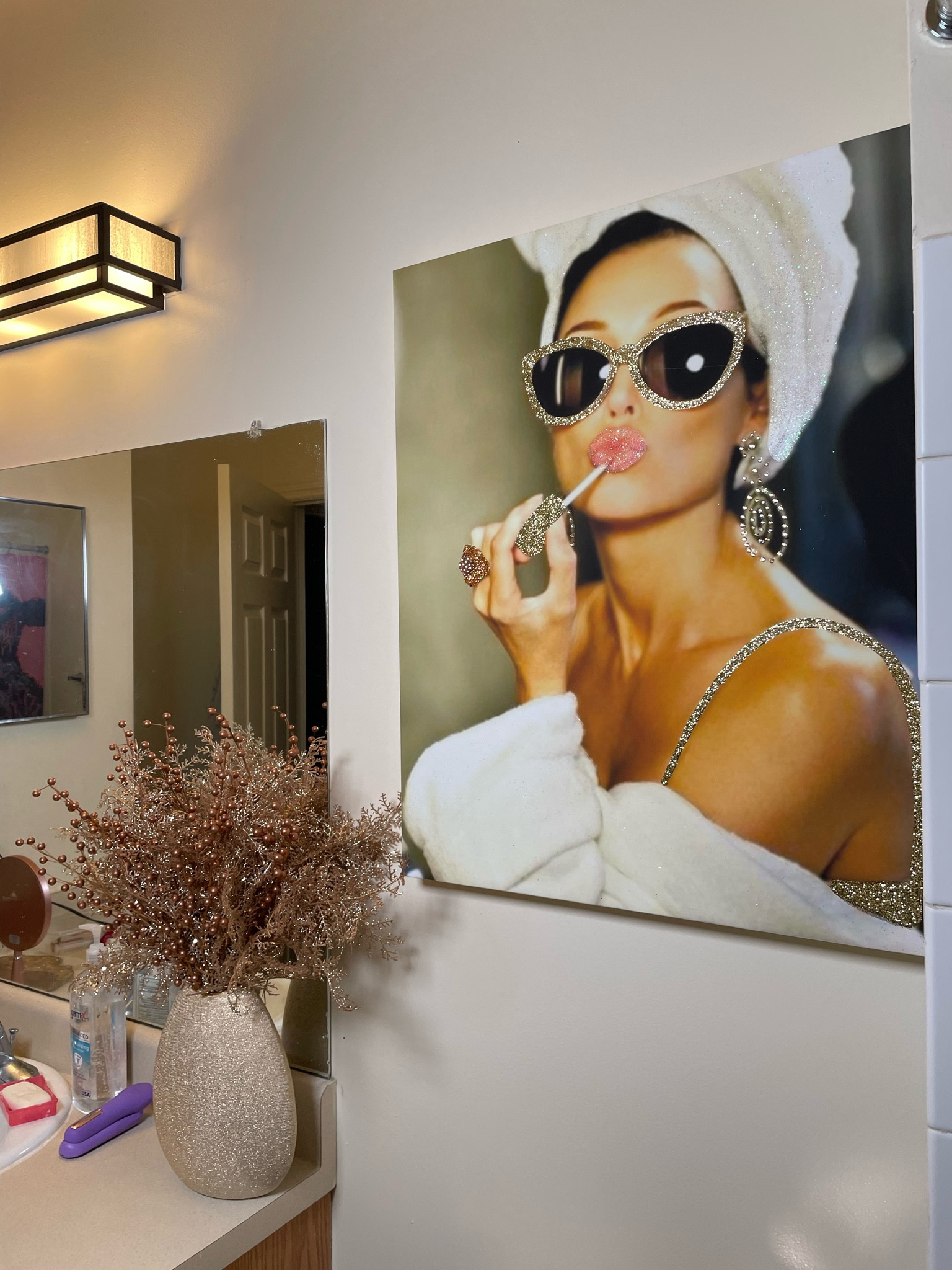 Audrey Hepburn  style,  Glitter canvas  sparkly canvas, lady towel lipstick  glamour wall art salon decor, dressing room art, Girls Night In

#LTKfamily #LTKhome #LTKVideo